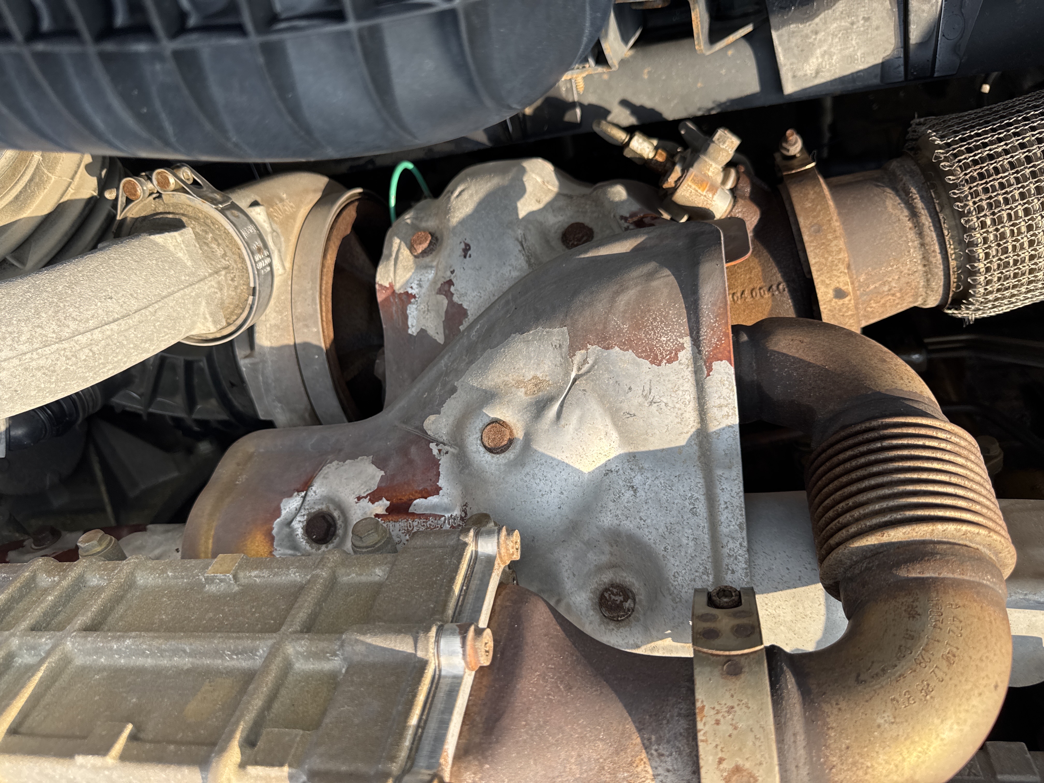 PMT-001-Mercedes-Benz-Actros-1845-Trailer-trucks-inspection-Engine-Turbo-2