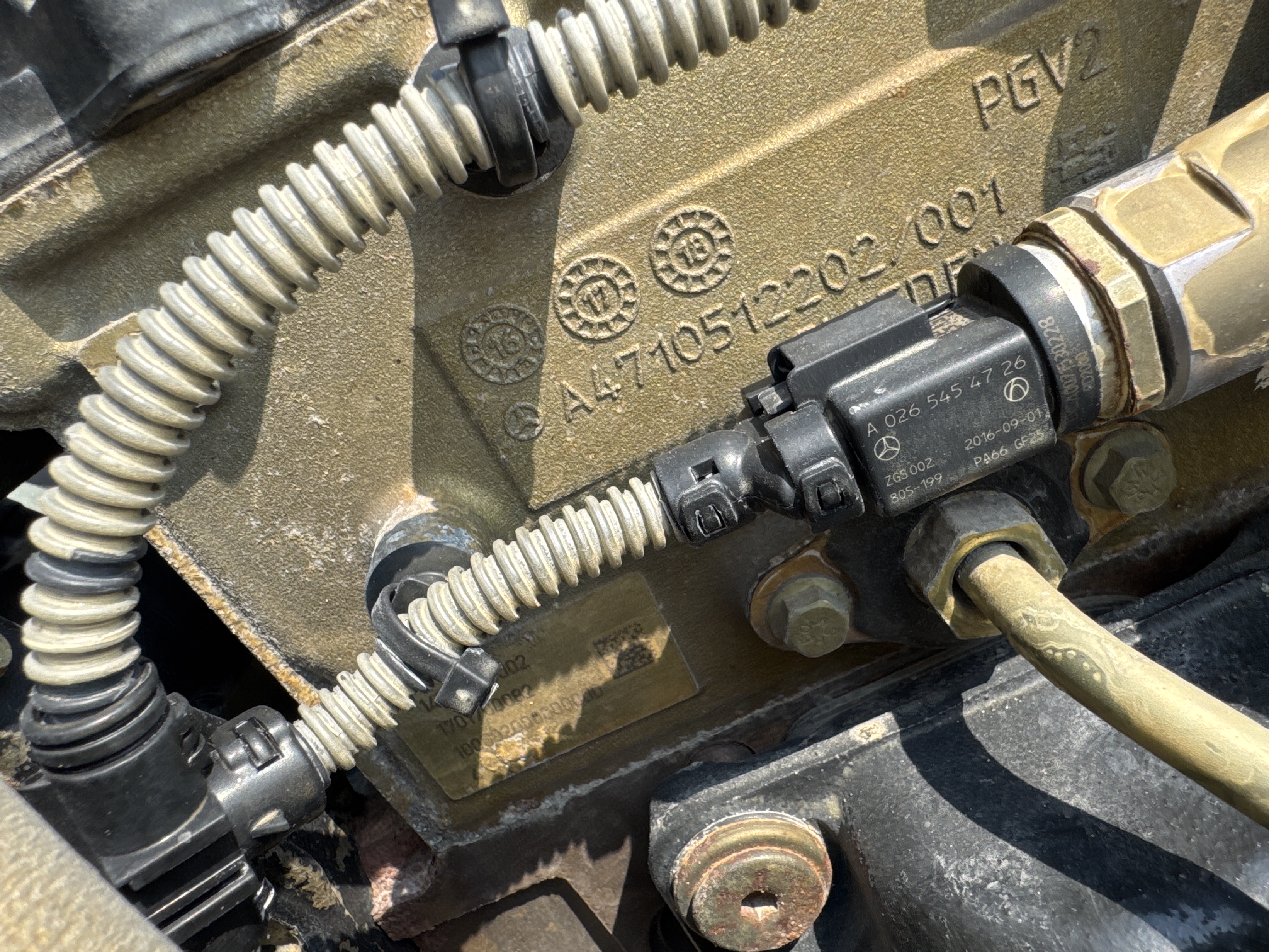 PMT-001-Mercedes-Benz-Actros-1845-Trailer-trucks-inspection-Electronic-Main-harness-2