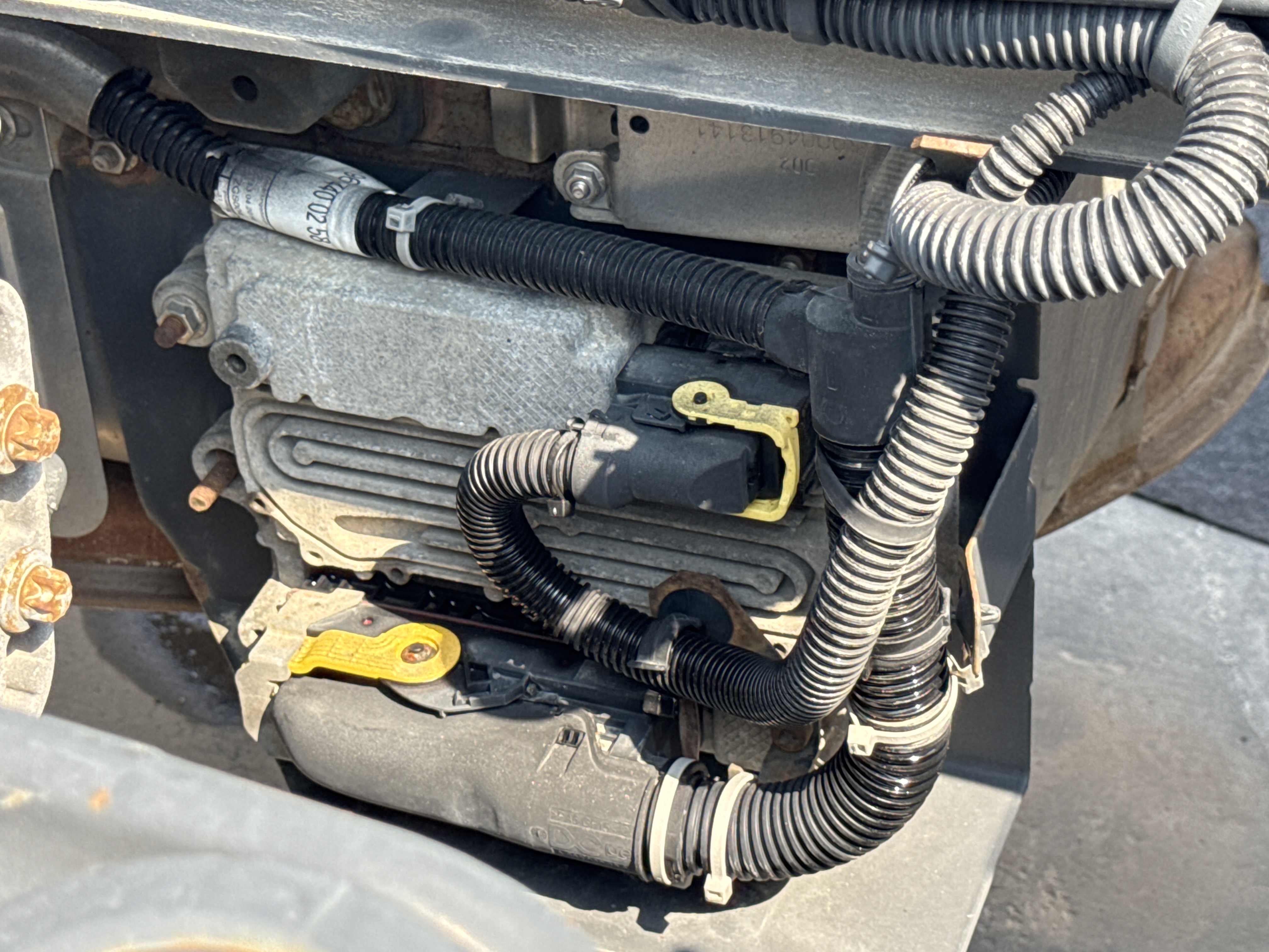 PMT-001-Mercedes-Benz-Actros-1845-Trailer-trucks-inspection-Electronic-Main-harness-2
