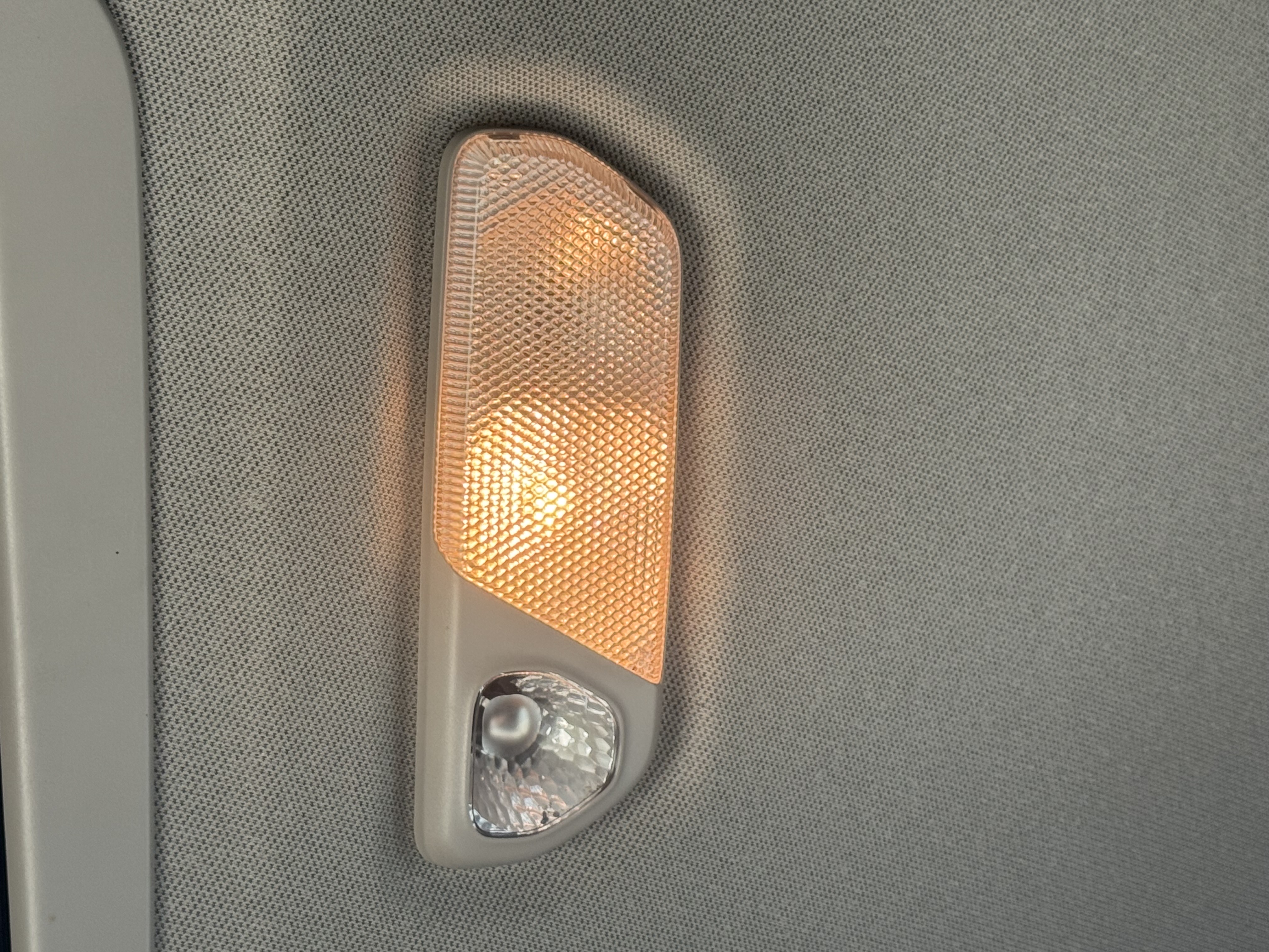 PMT-002-Scania-R410-Trailer-trucks-inspection-Cabin-Cabin-light-2