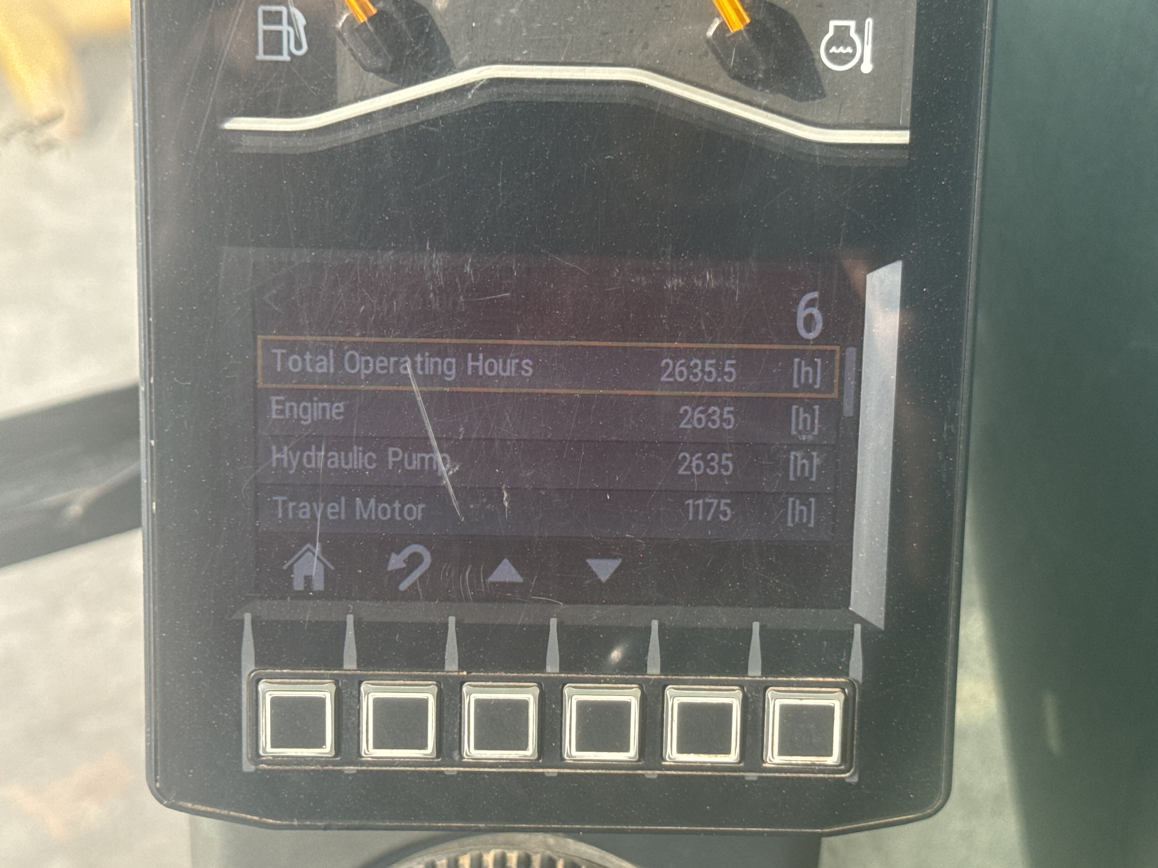 MDX-010-Cat-323D3-Medium-excavators-inspection-General-Hour-meter-2
