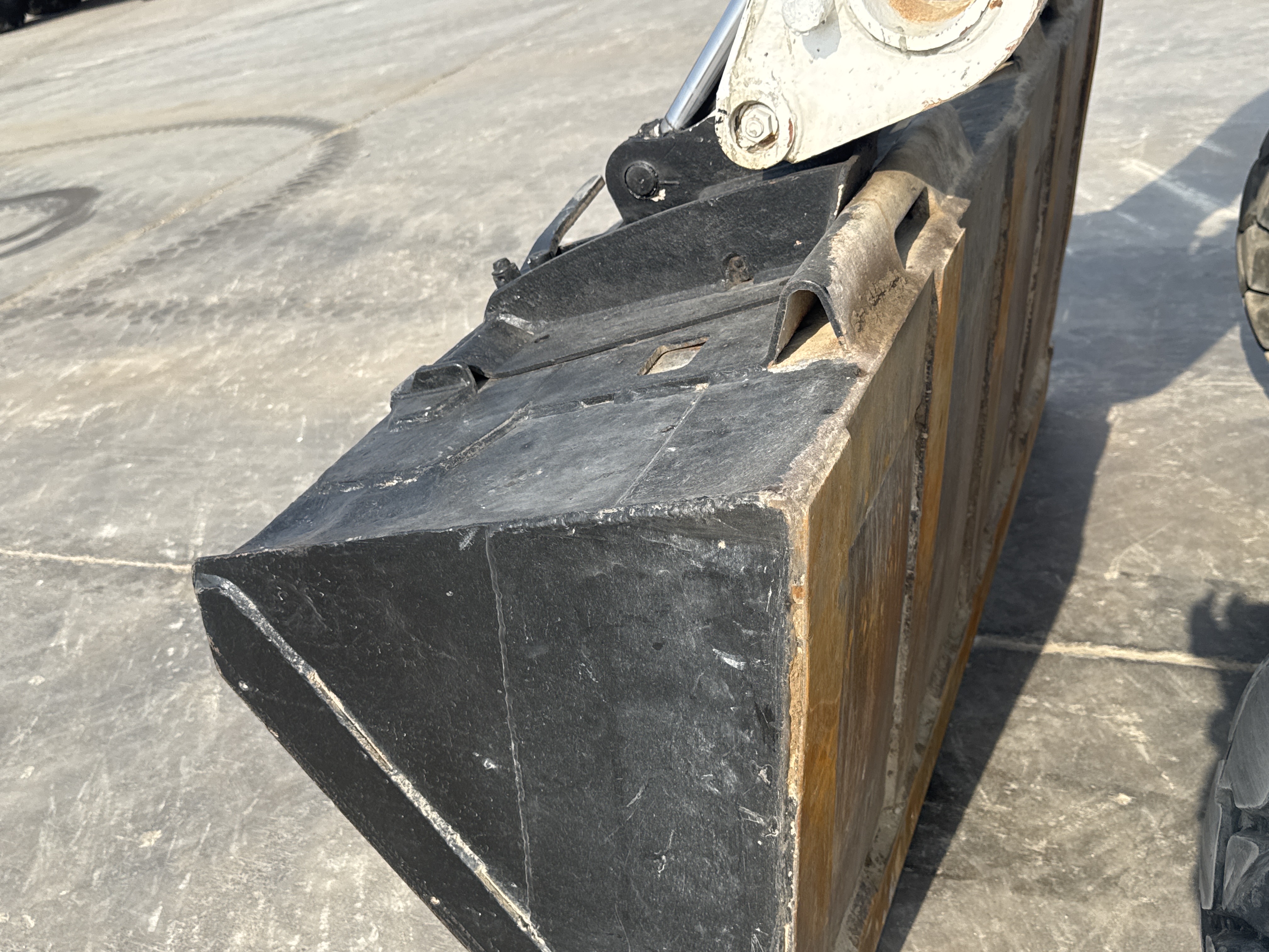 SSL-012-بوبكات-S510-لوادر-انزلاقية-بعجلات-فحص-الملحق-حالة-دلو-اللودر-2