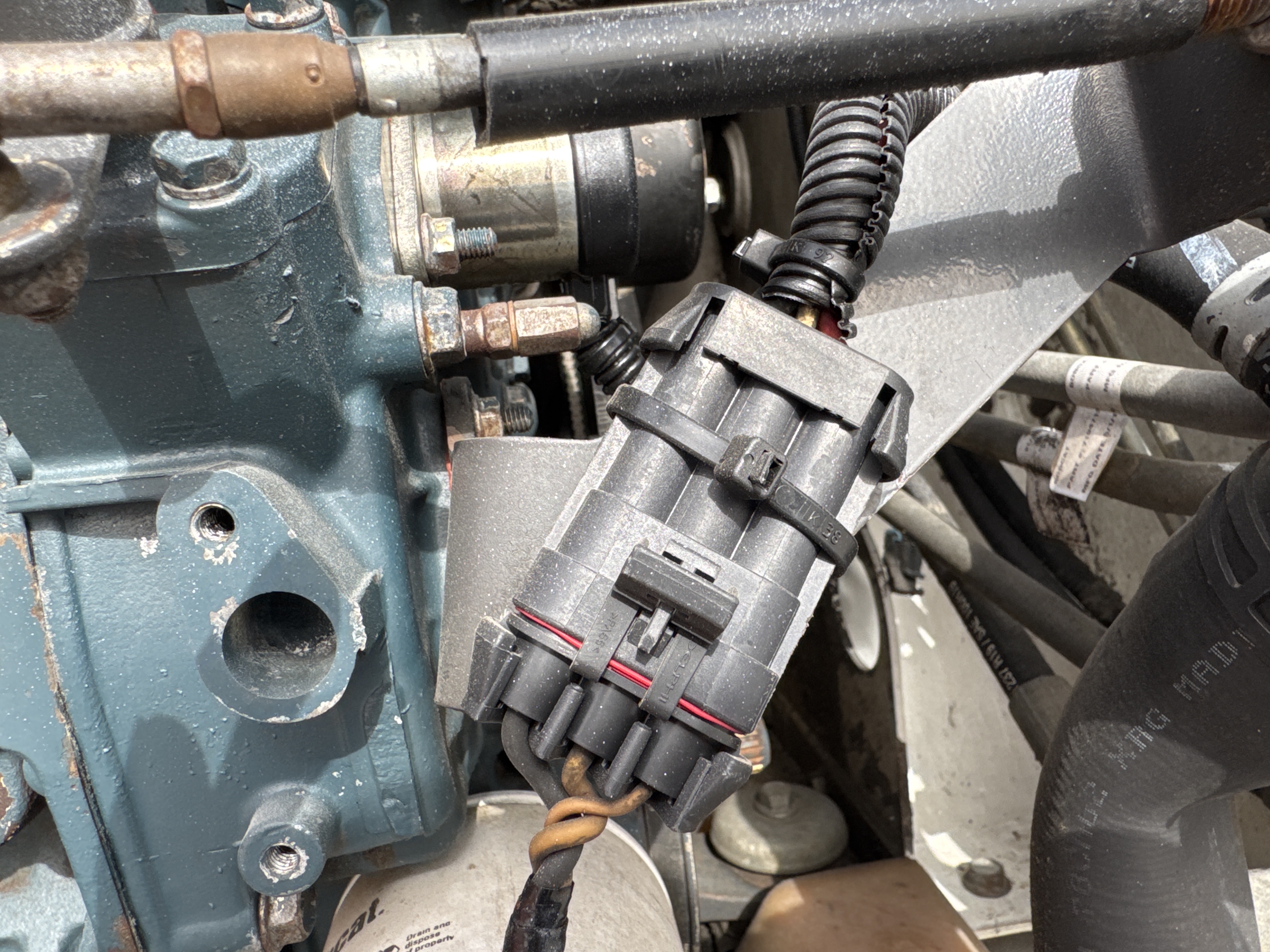 SSL-013-Bobcat-S510-Skid-steer-loaders-inspection-Electronics-Main-harness-2