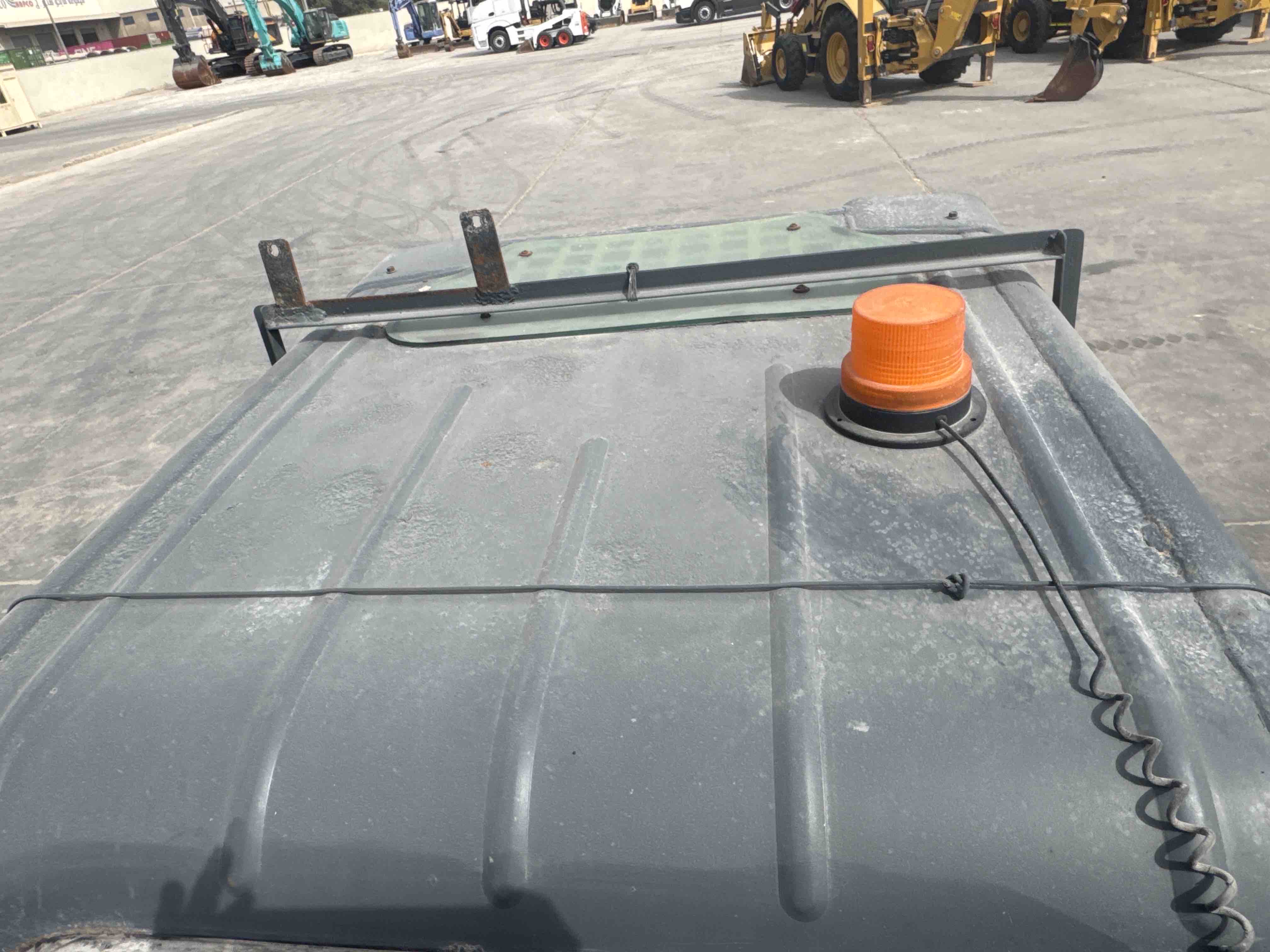 SSL-013-Bobcat-S510-Skid-steer-loaders-inspection-Safety-Rollover-protective-structure-(ROPS-/-FOPS)-2