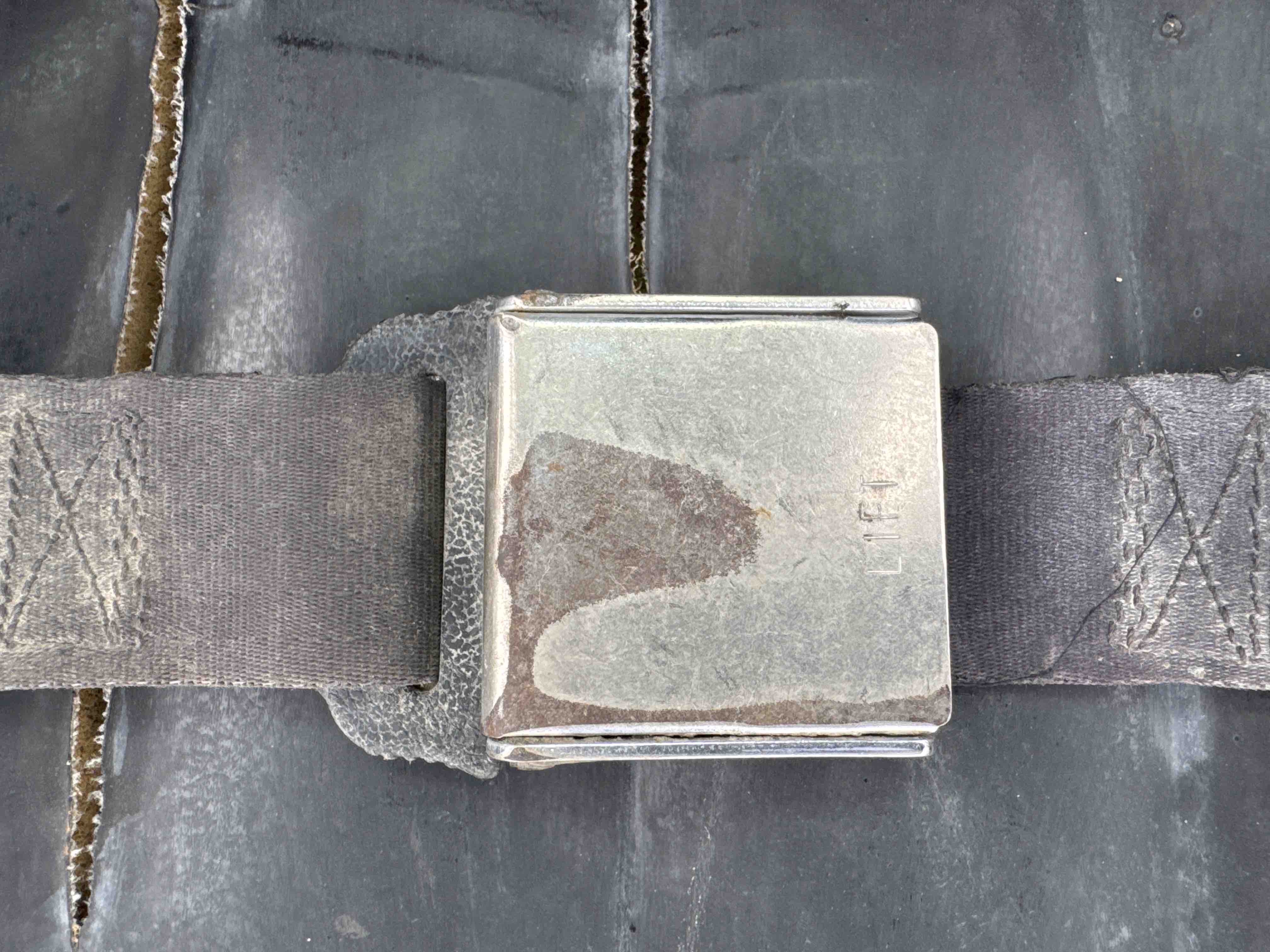 SSL-013-Bobcat-S510-Skid-steer-loaders-inspection-Safety-Seat-belts-3