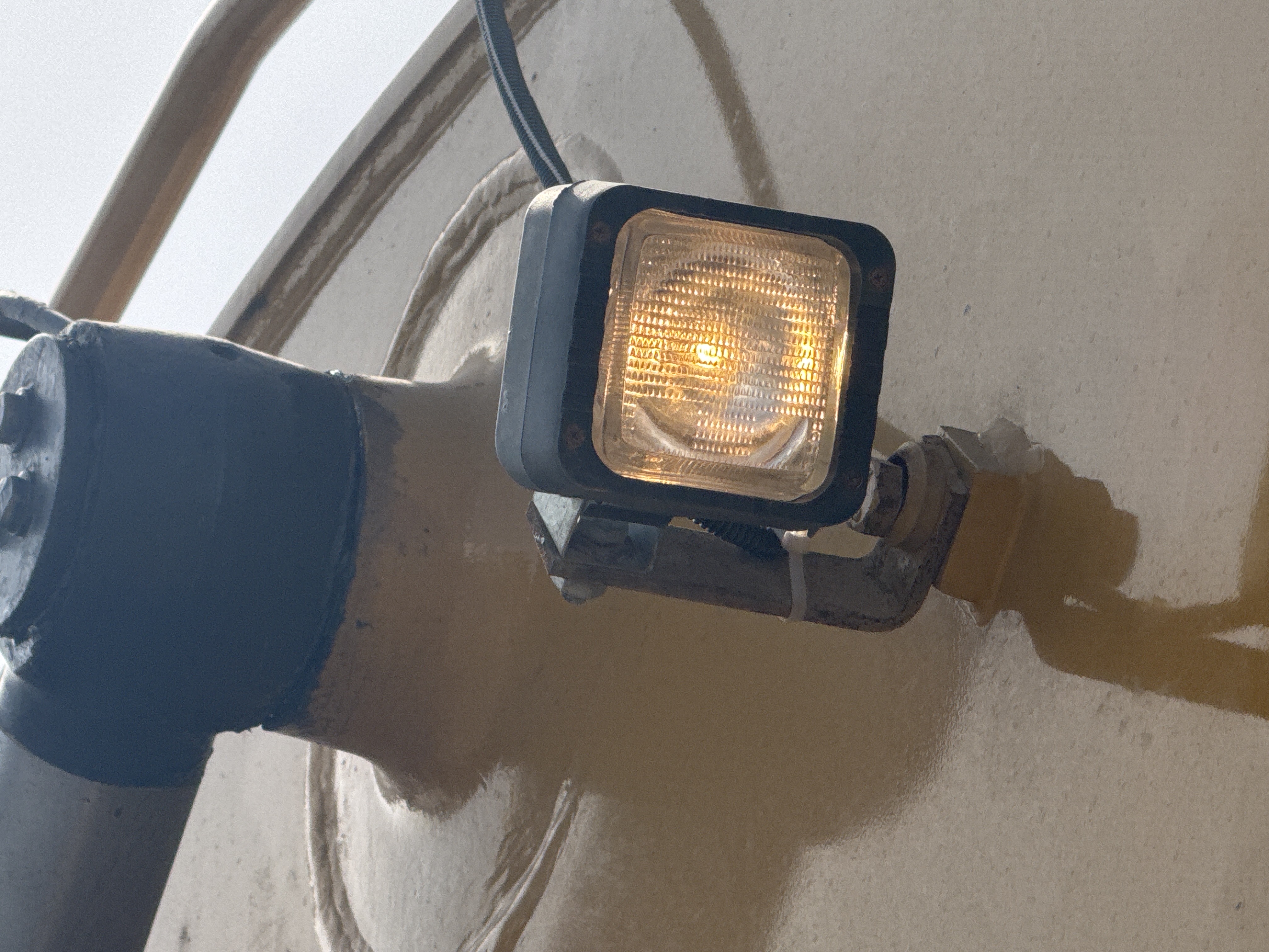 MDX-011-Cat-323D3-Medium-excavators-inspection-Electronics-Lights-and-signals-2