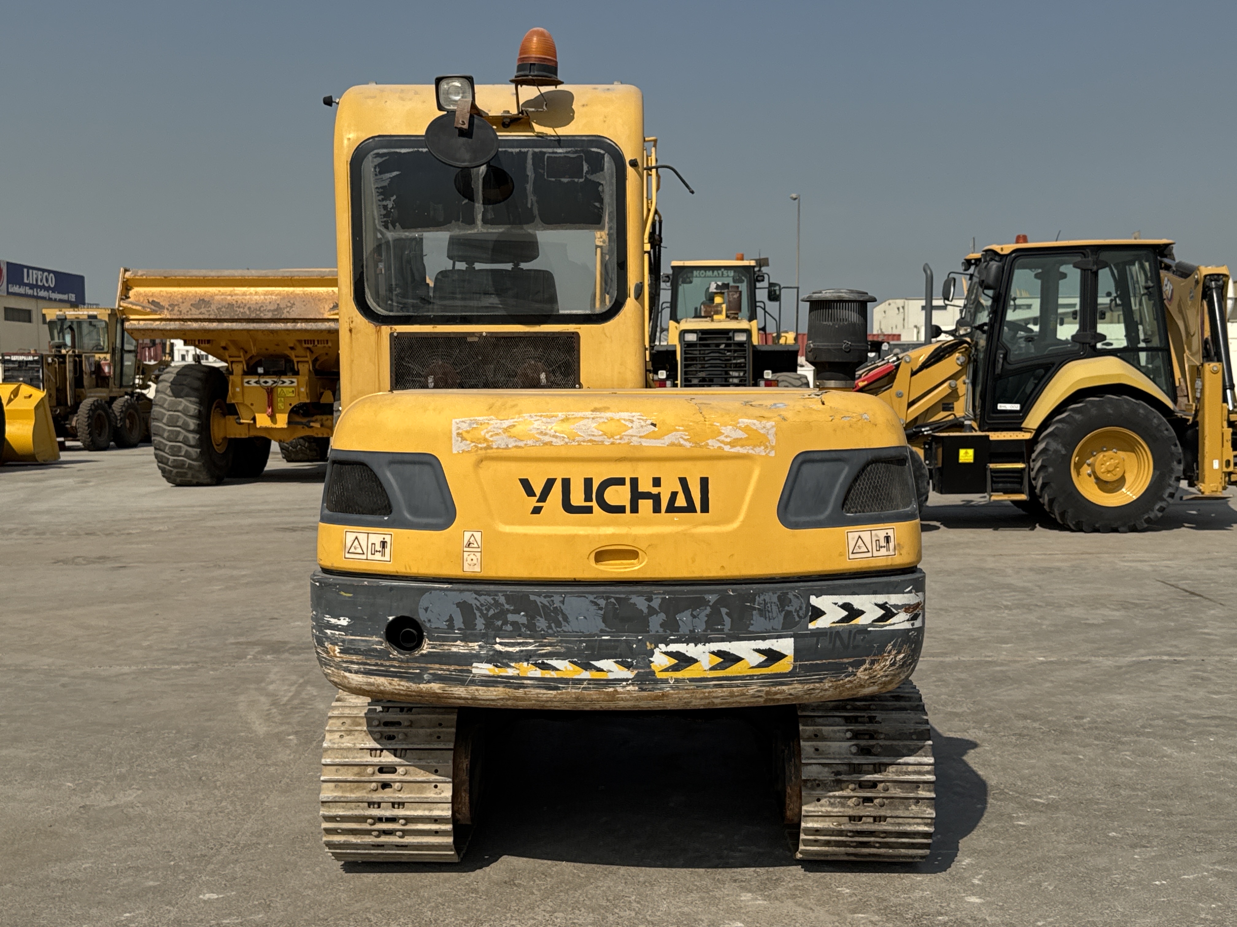 MNX-006-Yuchai-YC55-8-Mini-excavators-inspection-Structure-Paint-2