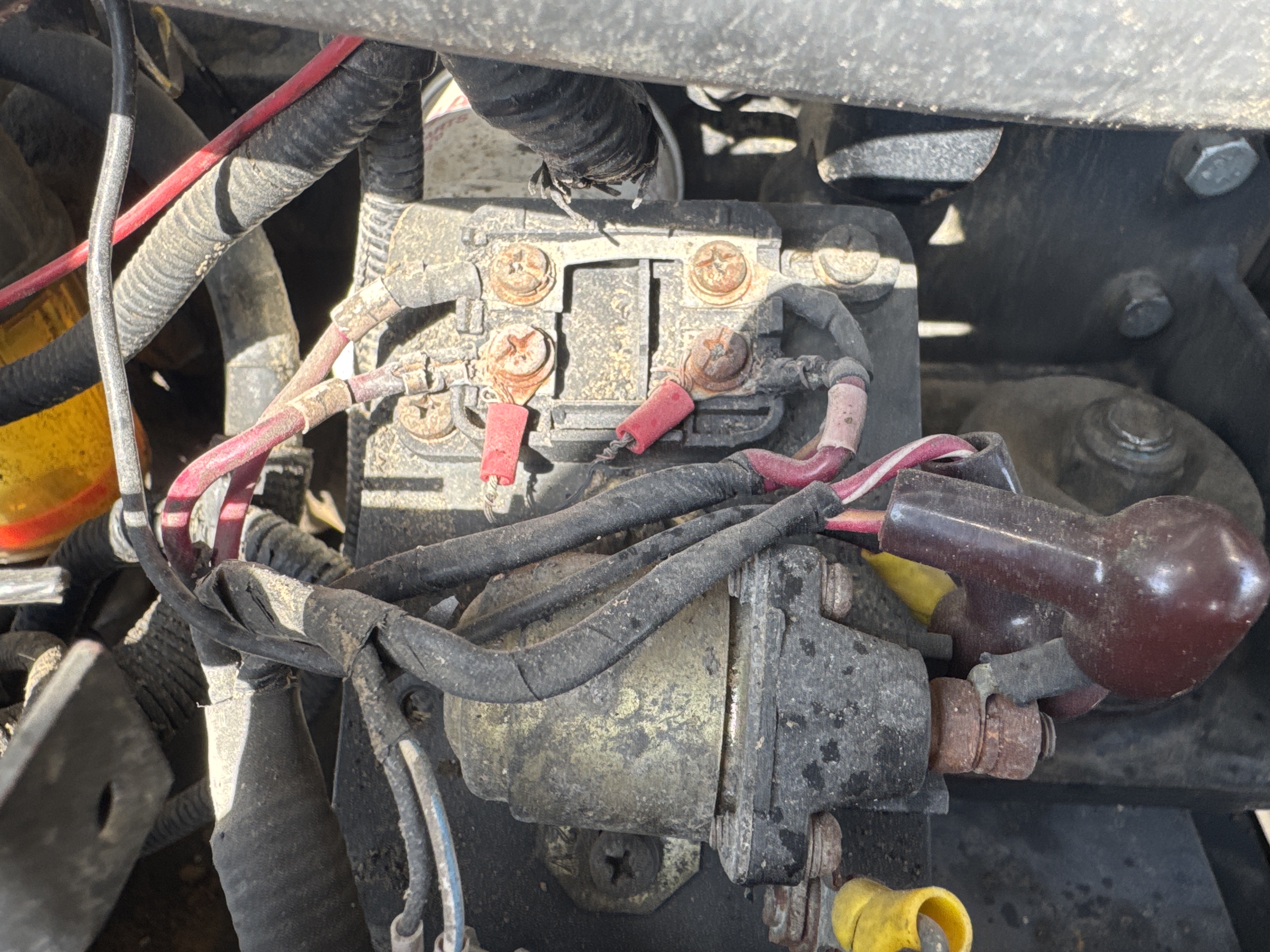 MNX-006-Yuchai-YC55-8-Mini-excavators-inspection-Electronics-Main-harness-2