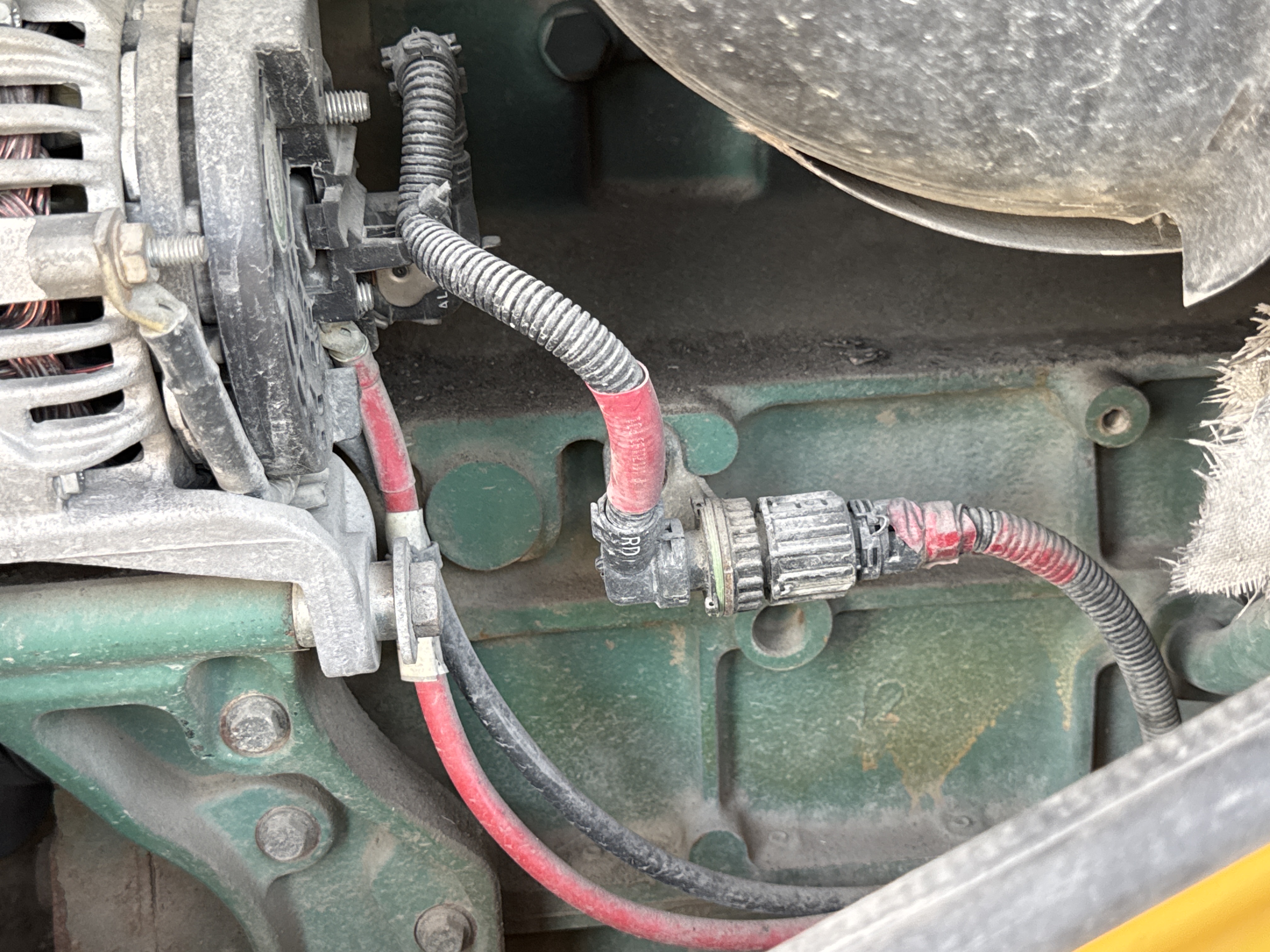 WHL-004-Volvo-L120F-Wheel-loaders-inspection-Electronic-Main-harness-2