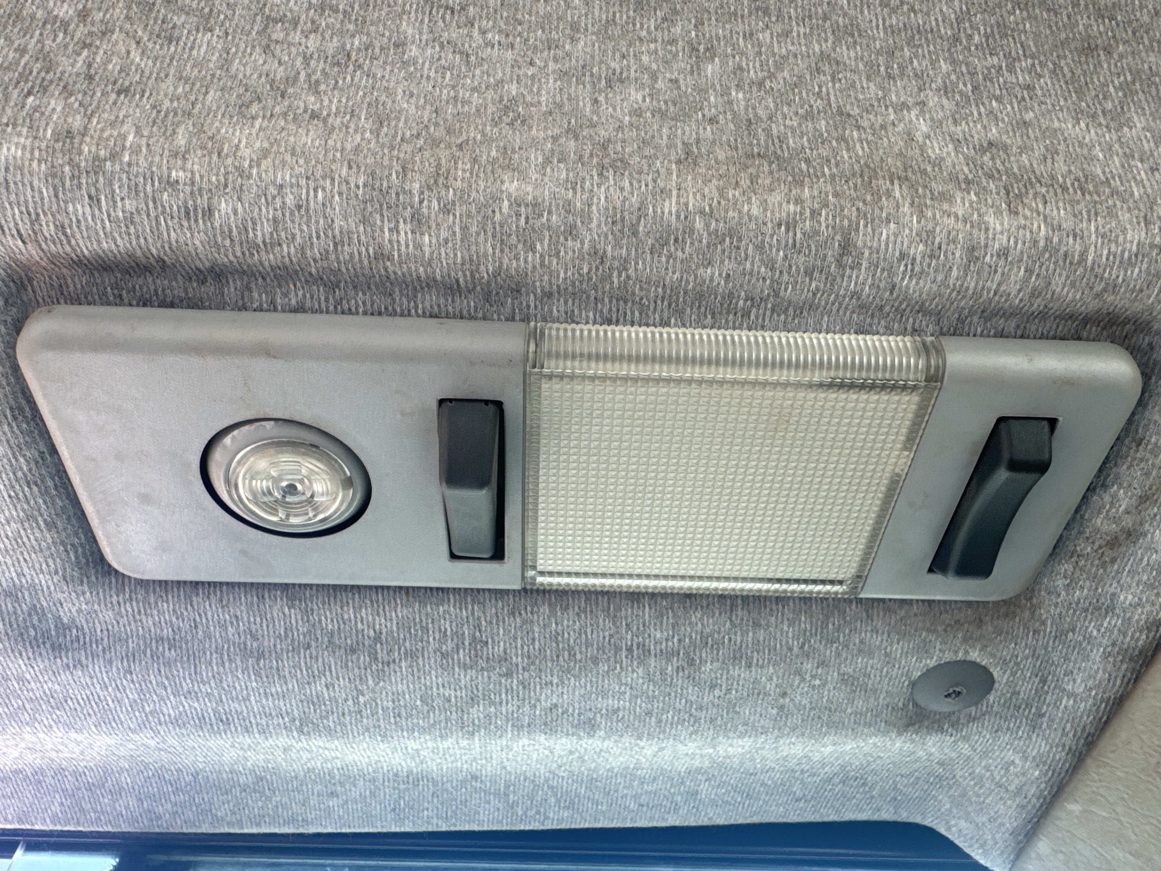 WHL-004-Volvo-L120F-Wheel-loaders-inspection-Cabin-Cabin-light-2