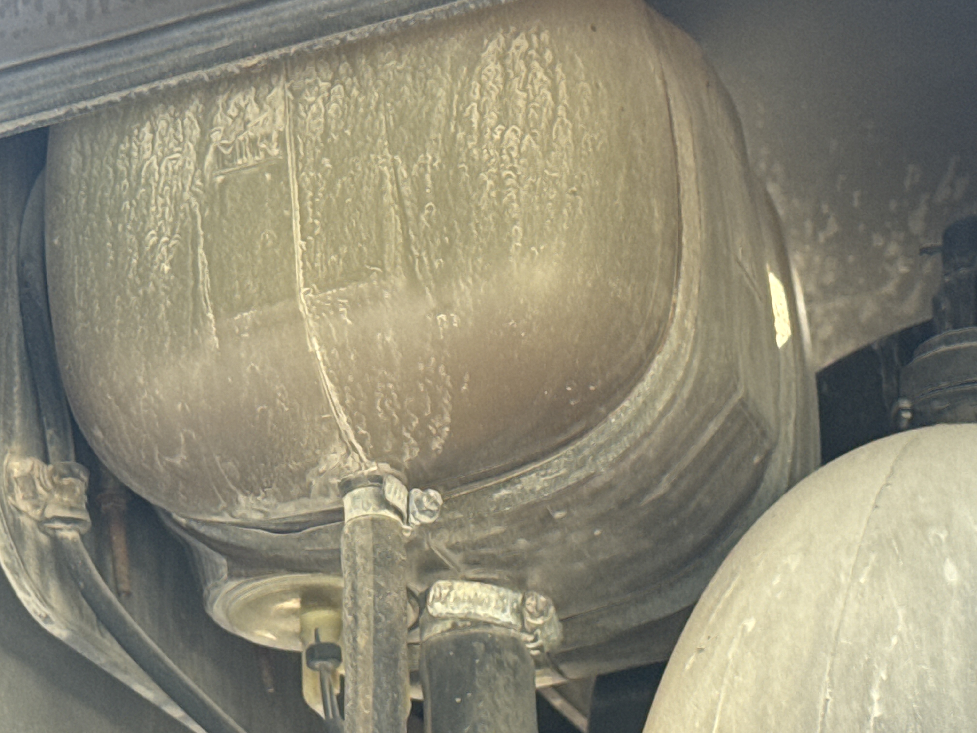 WHL-004-Volvo-L120F-Wheel-loaders-inspection-Engine-Radiator,-condenser,-intercooler,-hydraulic-cooler-2