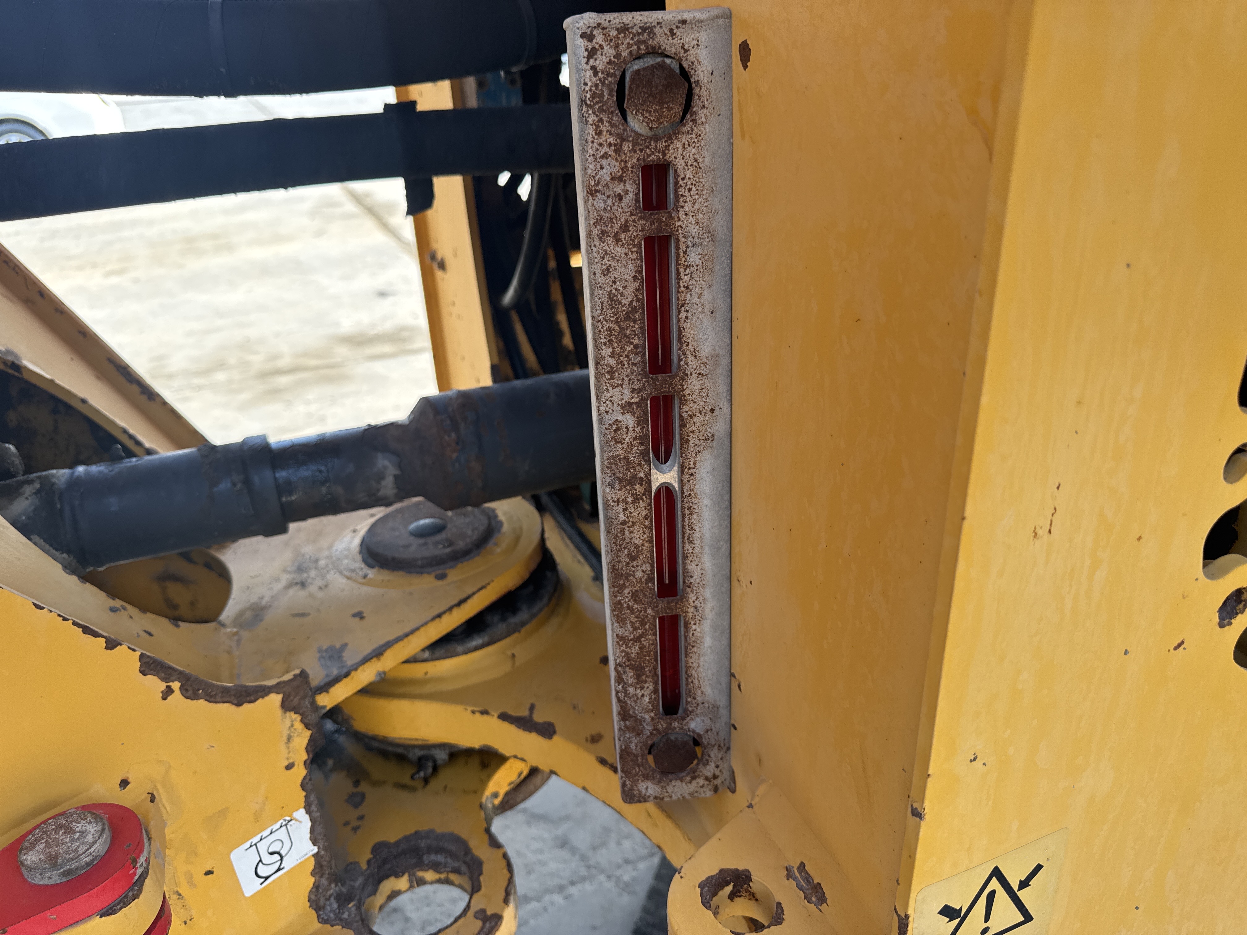 WHL-004-Volvo-L120F-Wheel-loaders-inspection-Drive-system-Transmission-case-2