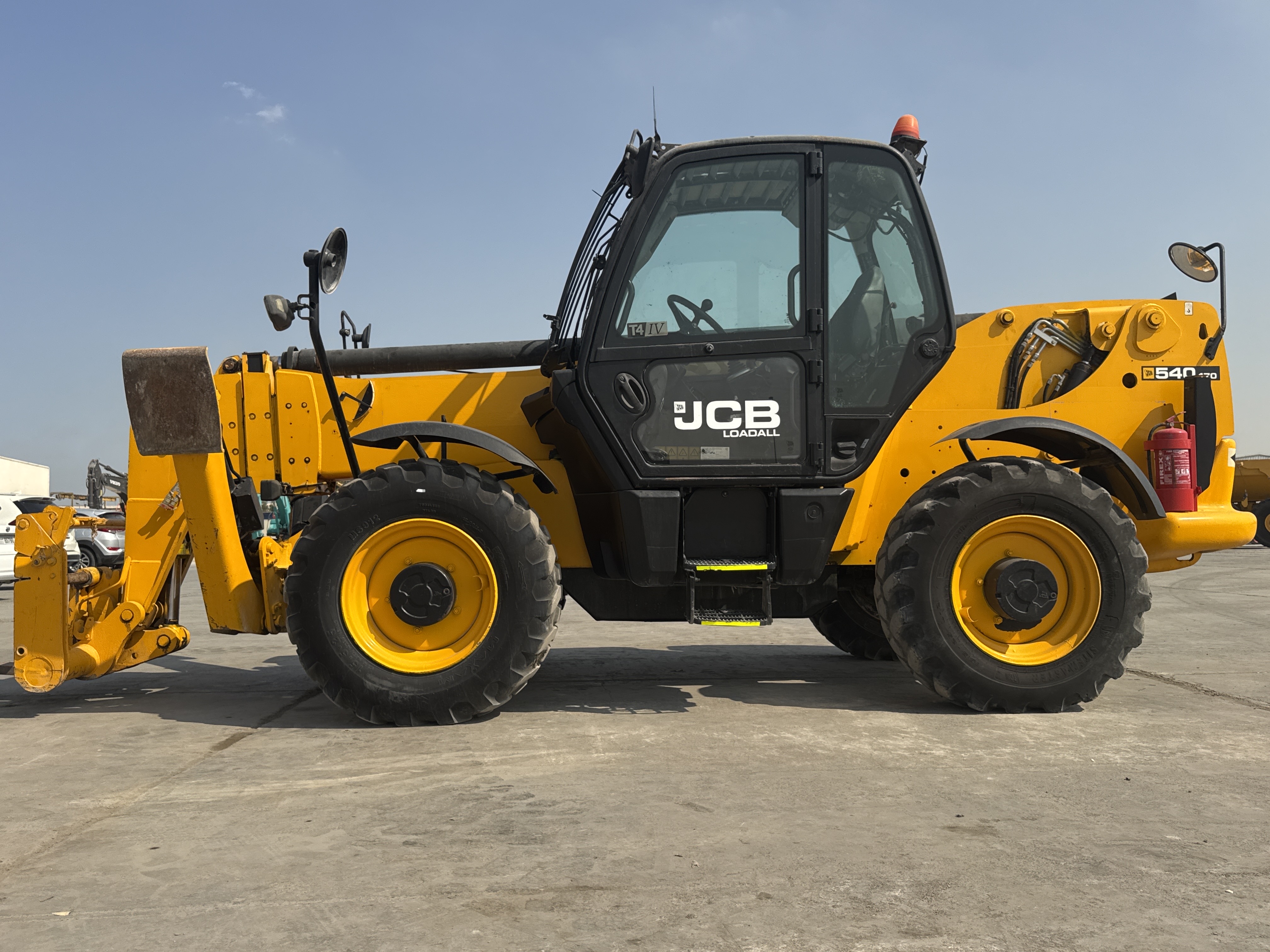 THM-003-JCB-540-170-Telehandlers-inspection-Structure-Paint-2