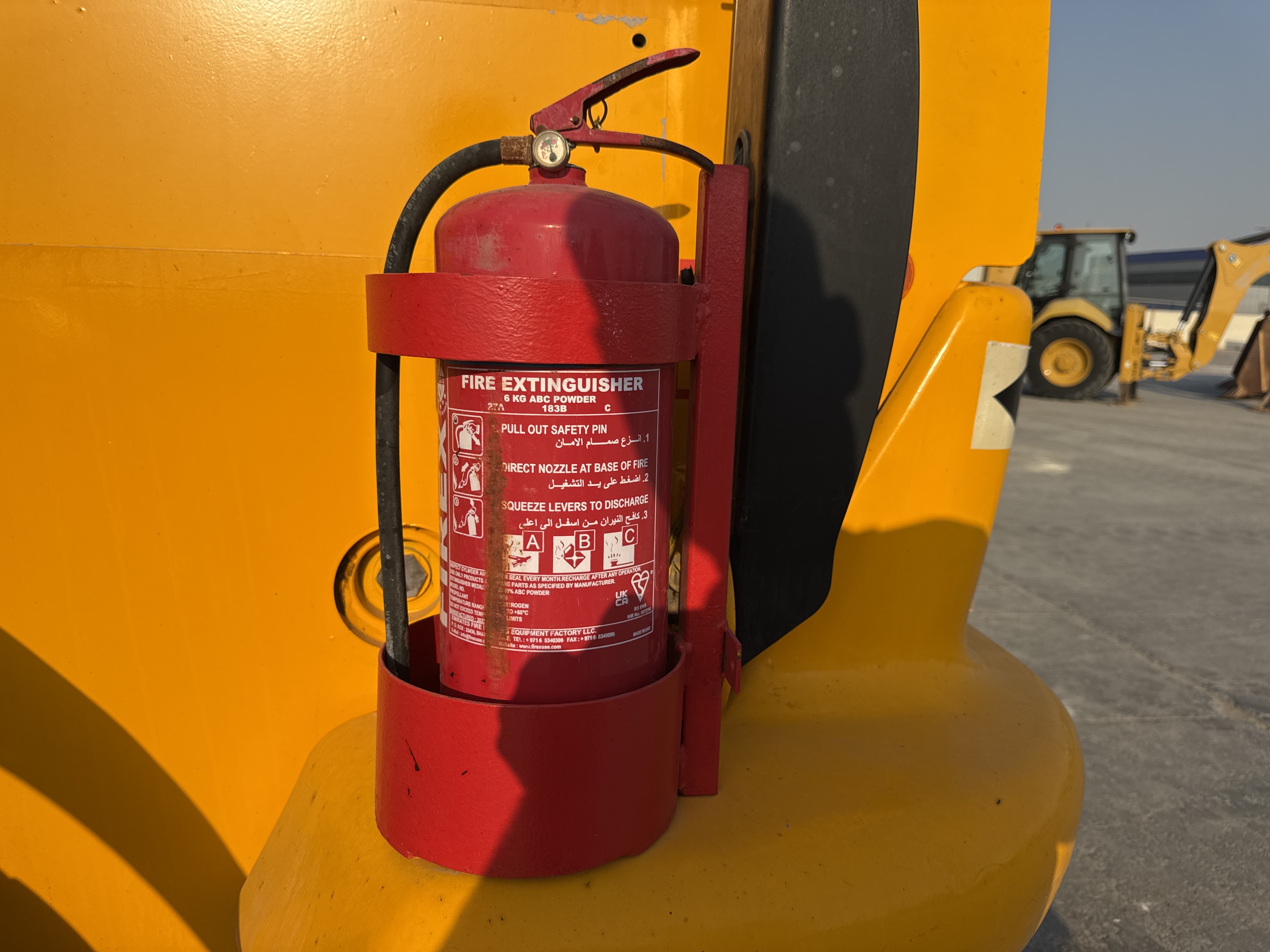 THM-003-JCB-540-170-Telehandlers-inspection-Safety-Fire-extinguisher-2