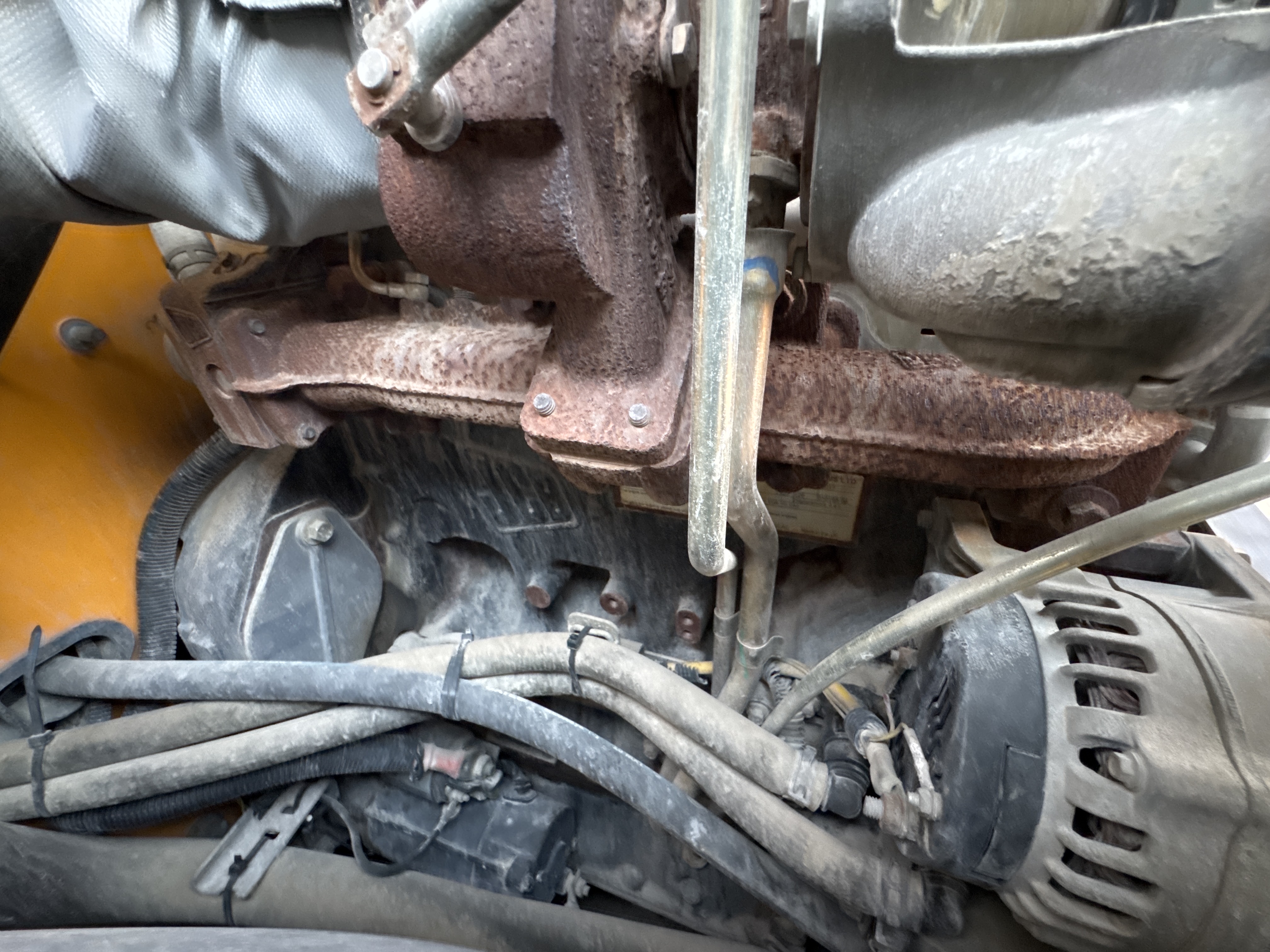 THM-003-JCB-540-170-Telehandlers-inspection-Engine-Exhaust-system-2