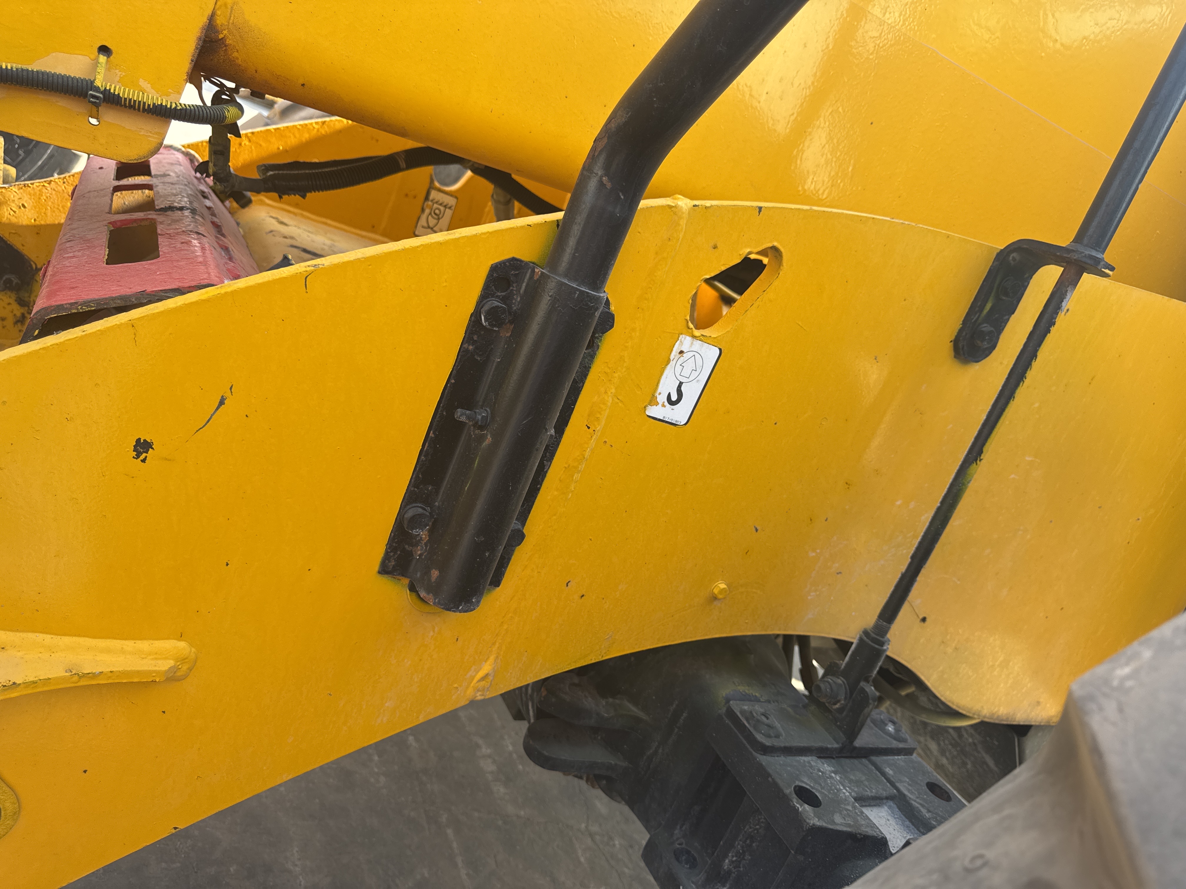 THM-003-JCB-540-170-Telehandlers-inspection-Chassis-Boom-frame-2