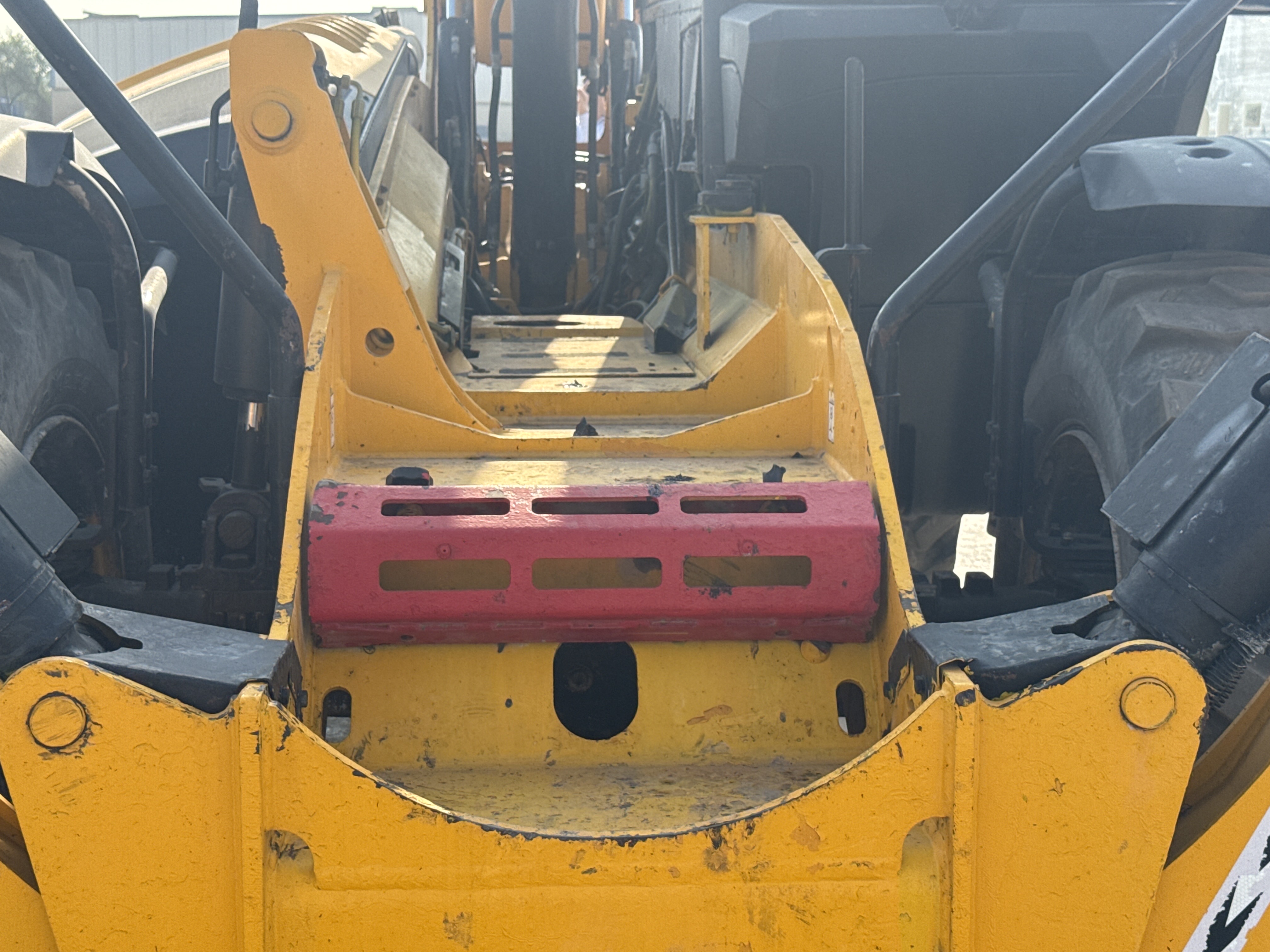 THM-003-JCB-540-170-Telehandlers-inspection-Chassis-Boom-frame-2