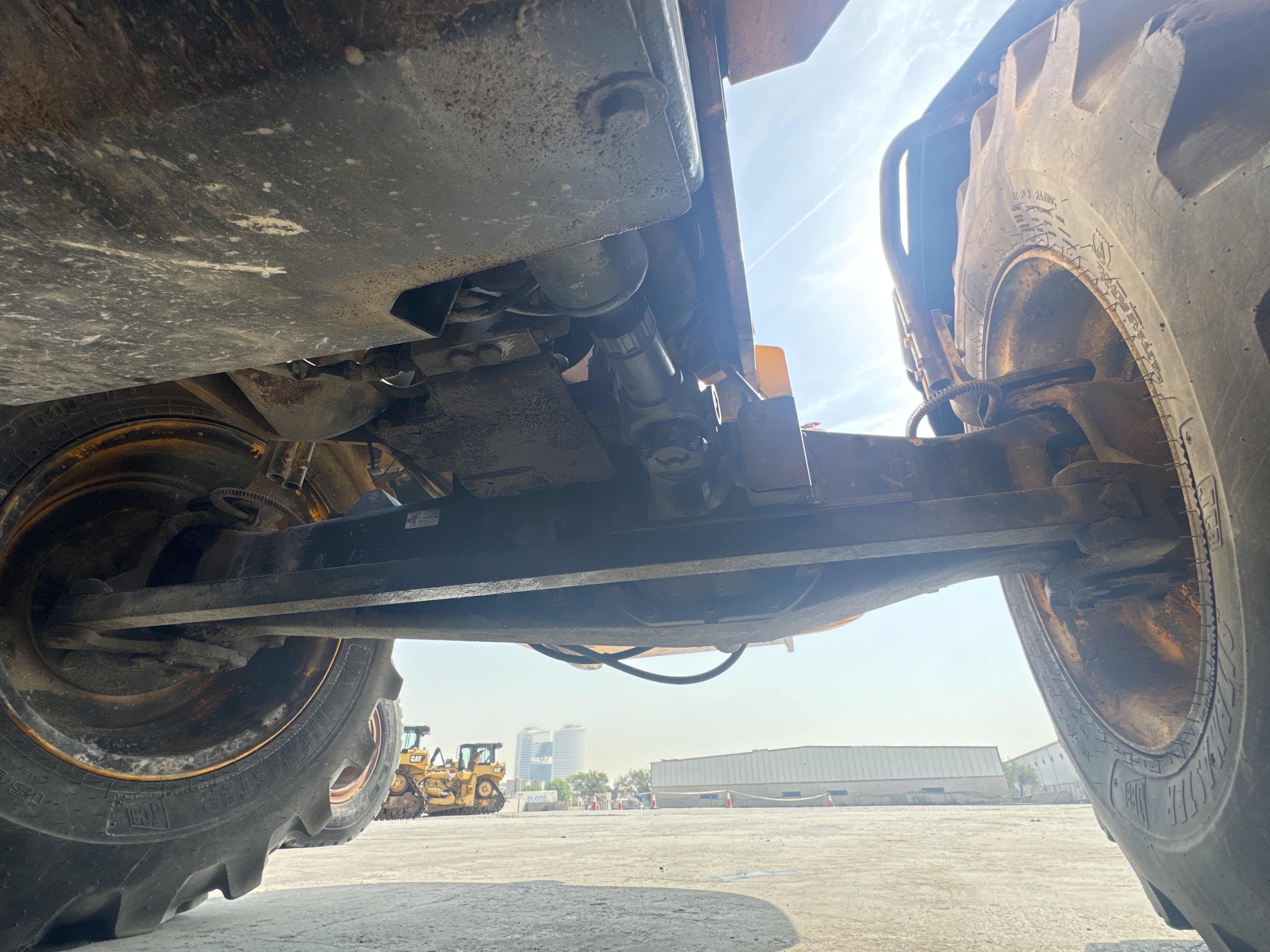 THM-003-JCB-540-170-Telehandlers-inspection-Drive-system-Axle-housing-2