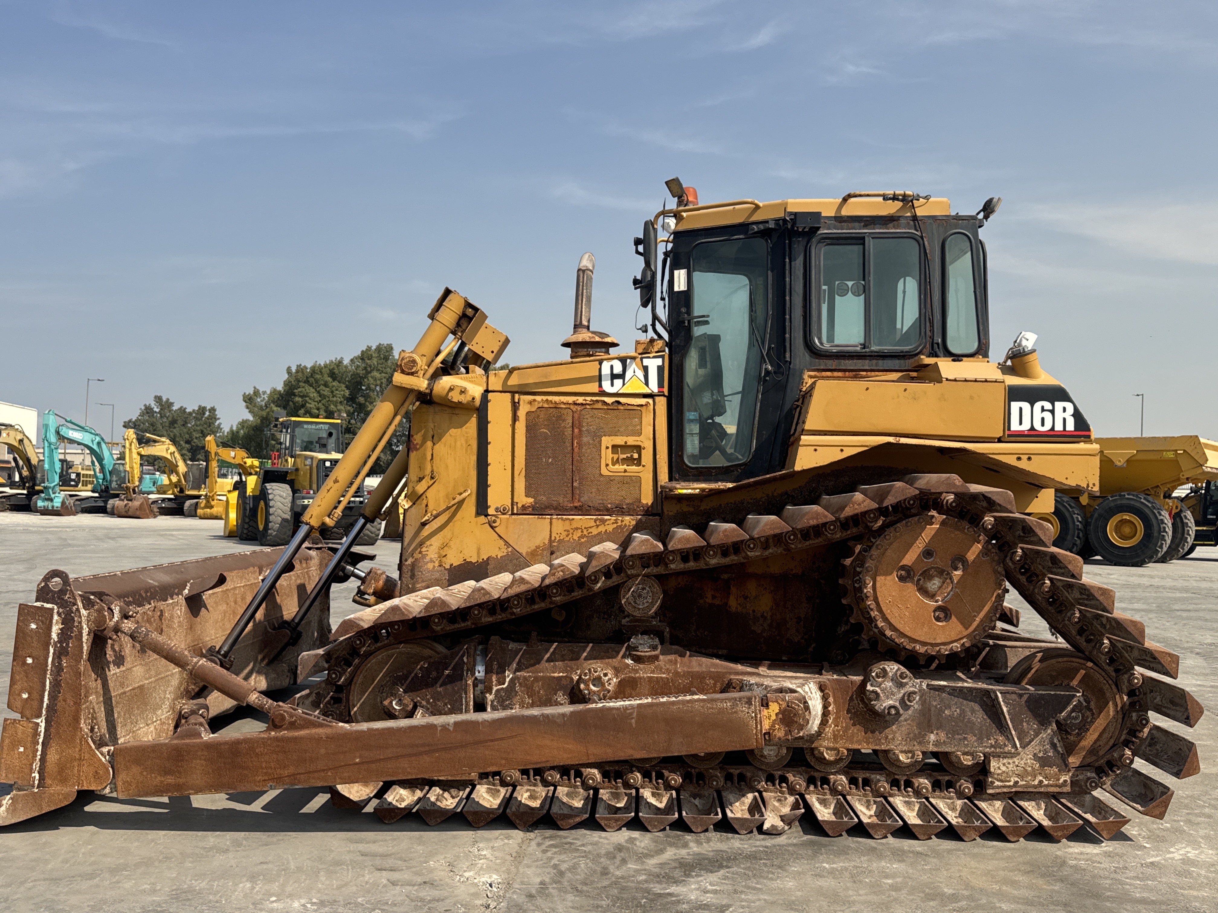 CDB-006-Cat-D6R-LGP-Crawler-dozers-inspection-Structure-Paint-2