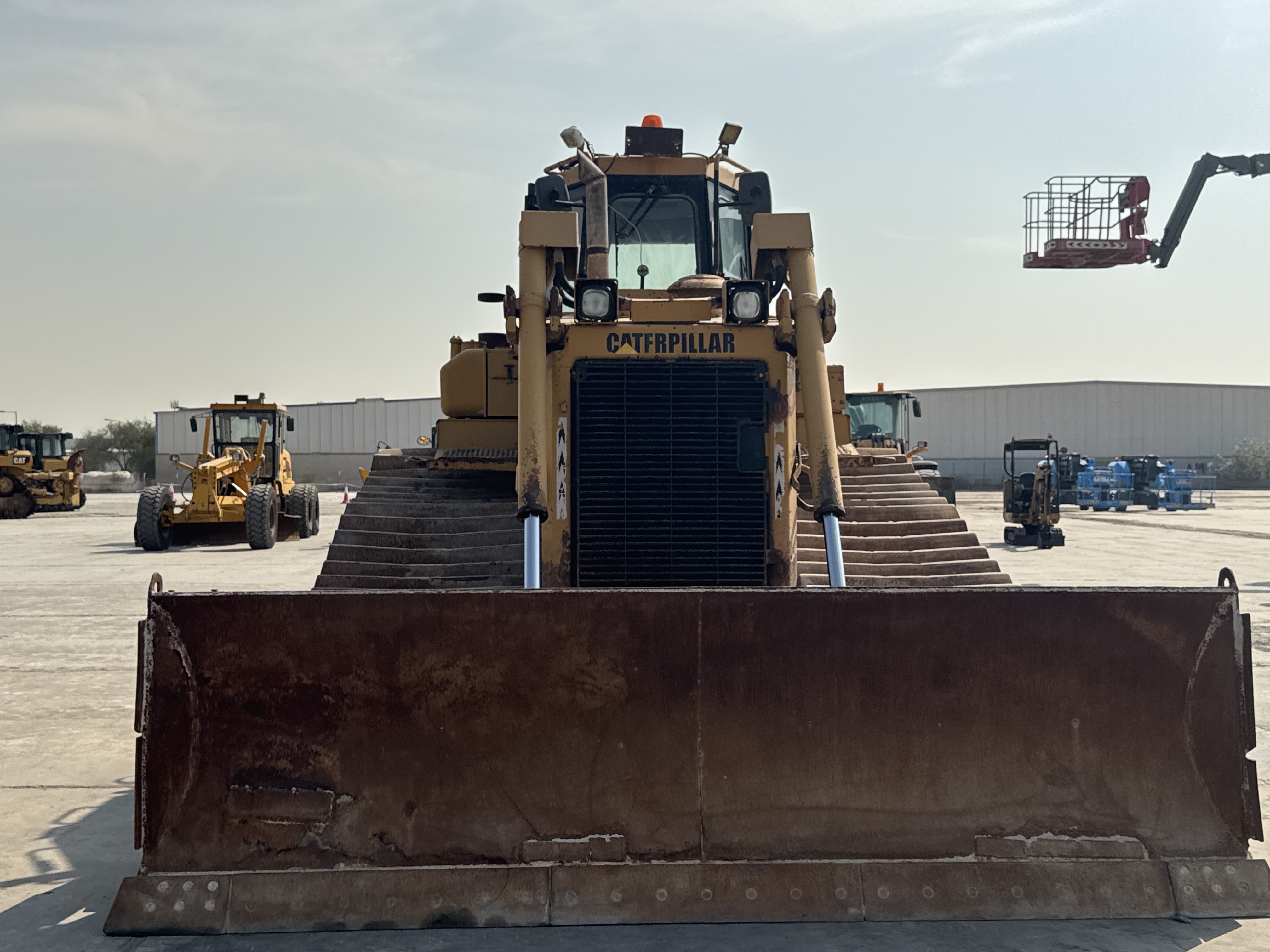 CDB-006-Cat-D6R-LGP-Crawler-dozers-inspection-Structure-Paint-2