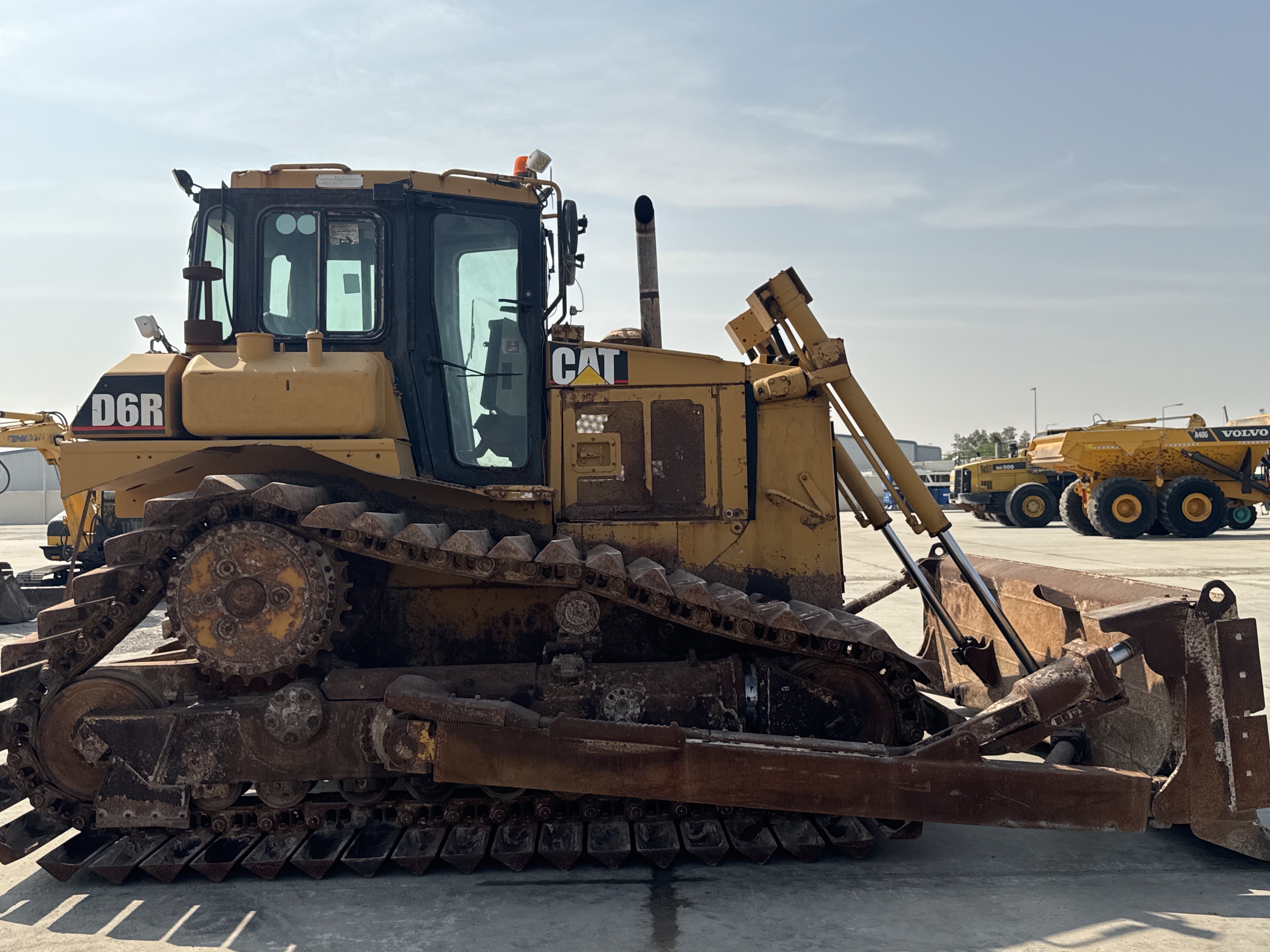CDB-006-Cat-D6R-LGP-Crawler-dozers-inspection-Structure-Paint-2