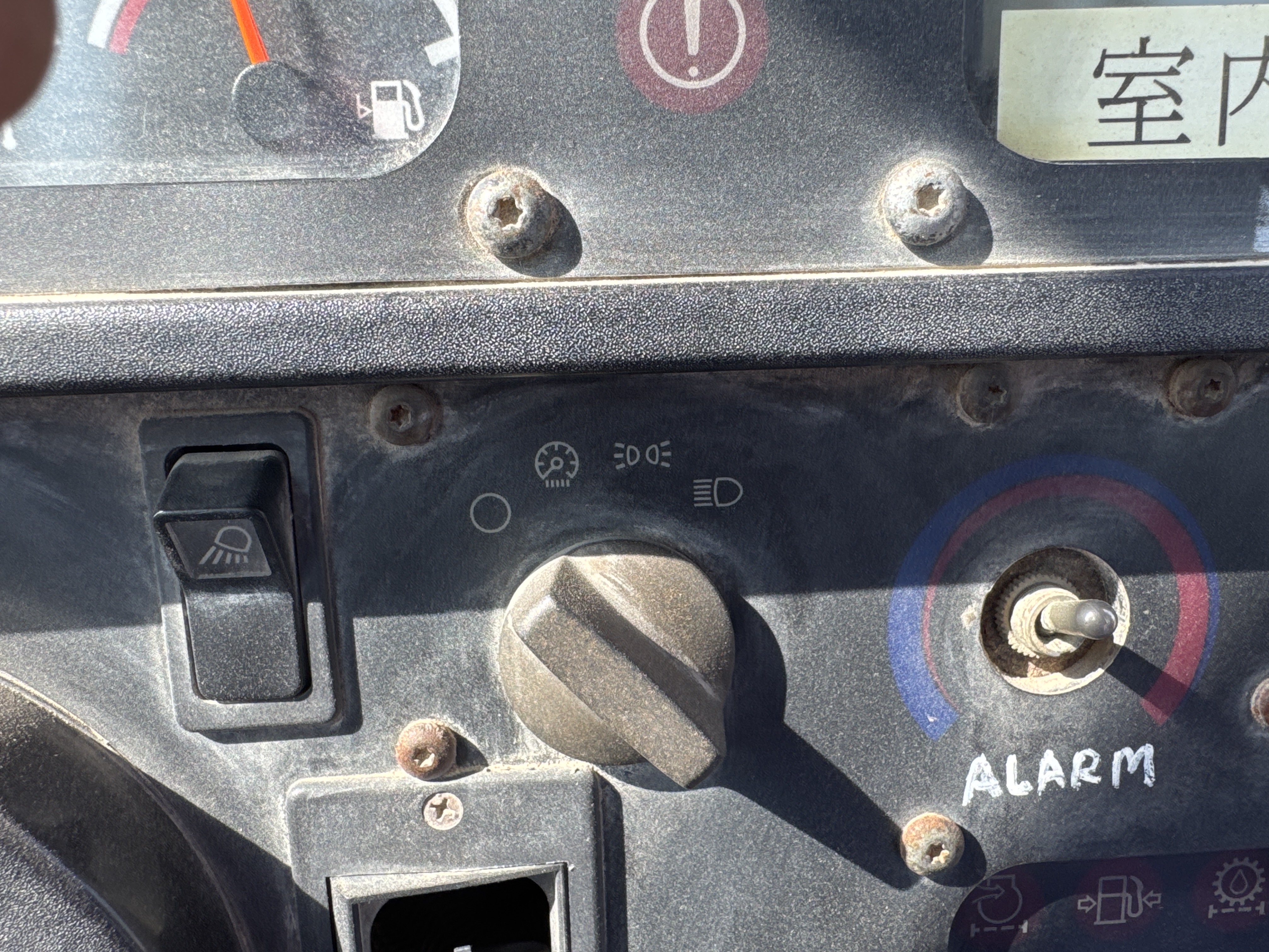 CDB-006-Cat-D6R-LGP-Crawler-dozers-inspection-Cabin-Electronic-instrument-board-2