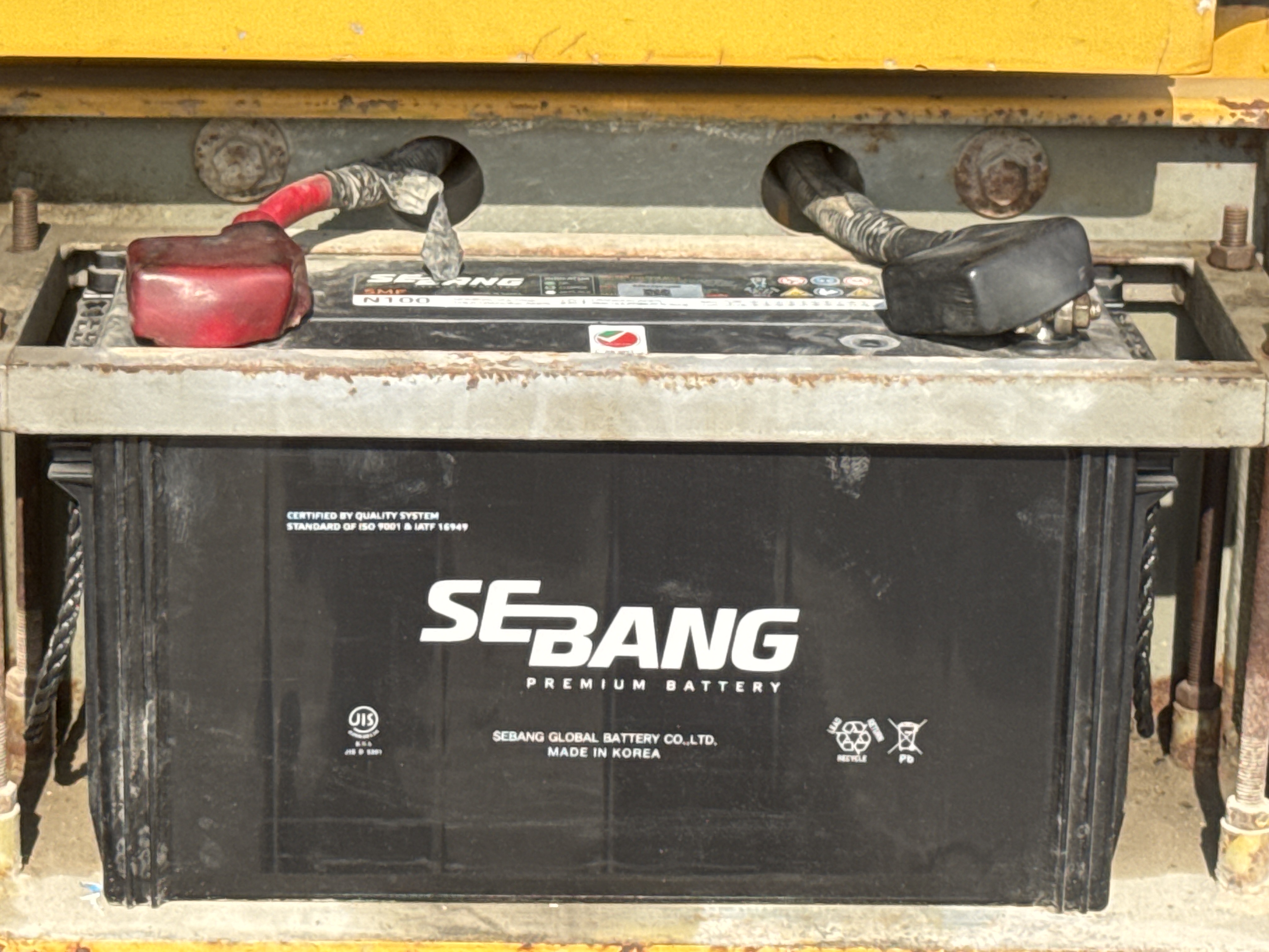 MGG-002-Sany-PQ190-IIA-Motor-graders-inspection-Electronics-Battery-2