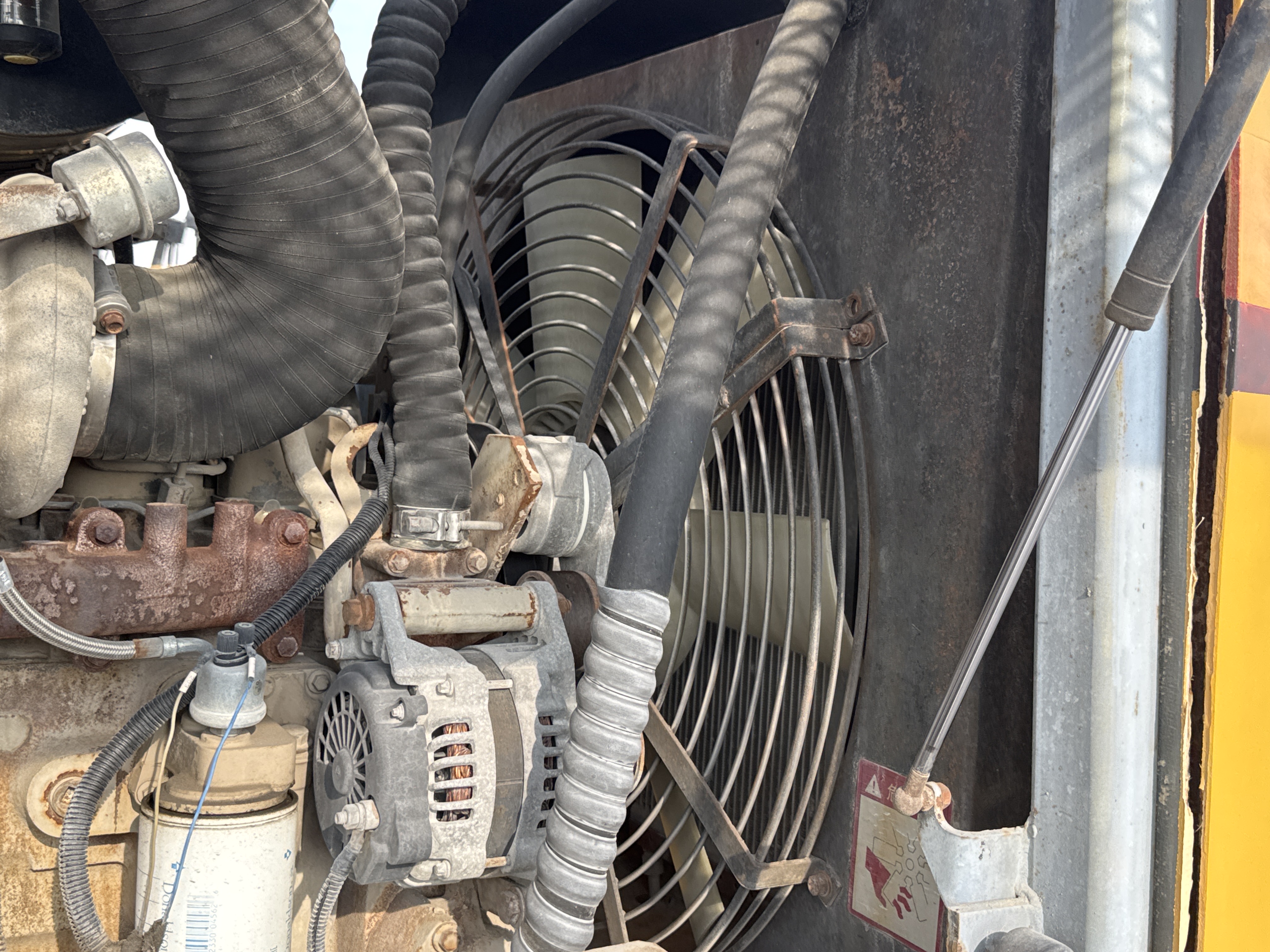 MGG-002-Sany-PQ190-IIA-Motor-graders-inspection-Engine-Cooling-fan-and-fan-guard-2