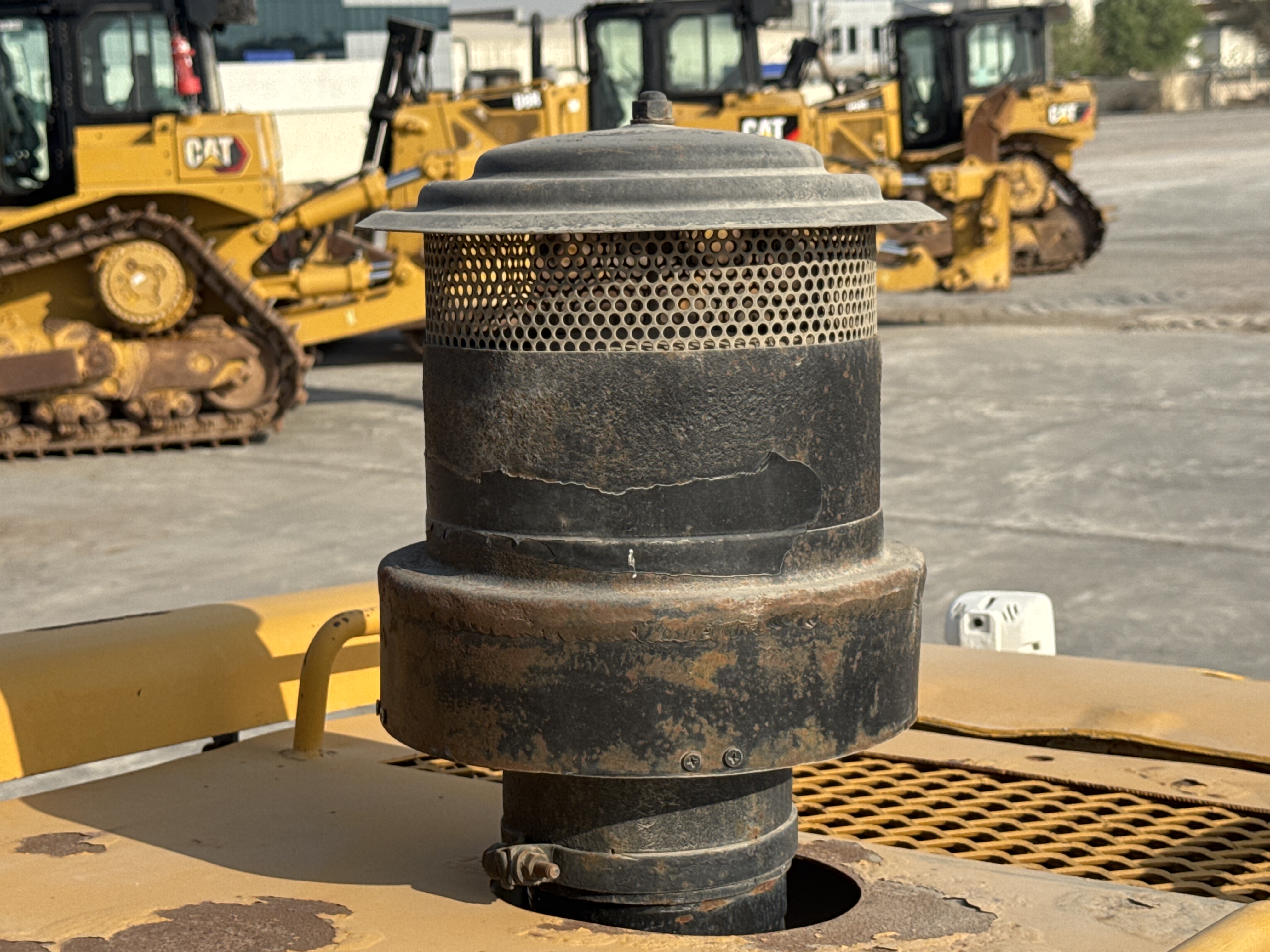 MGG-002-Sany-PQ190-IIA-Motor-graders-inspection-Engine-Air-intake-system-2