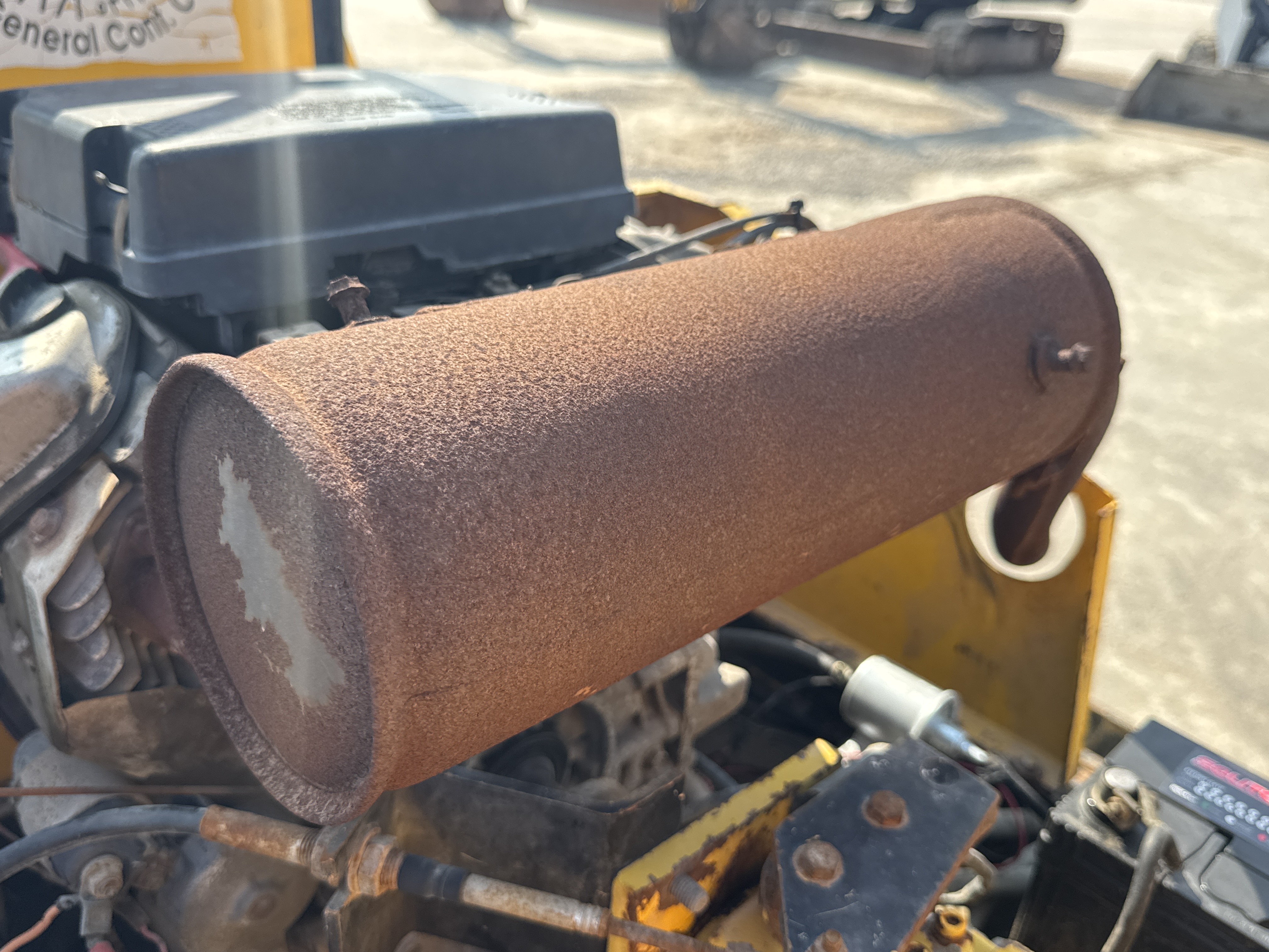 SRC-005-Sakai-CR270-Tandem-rollers-inspection-Engine-Exhaust-system-2