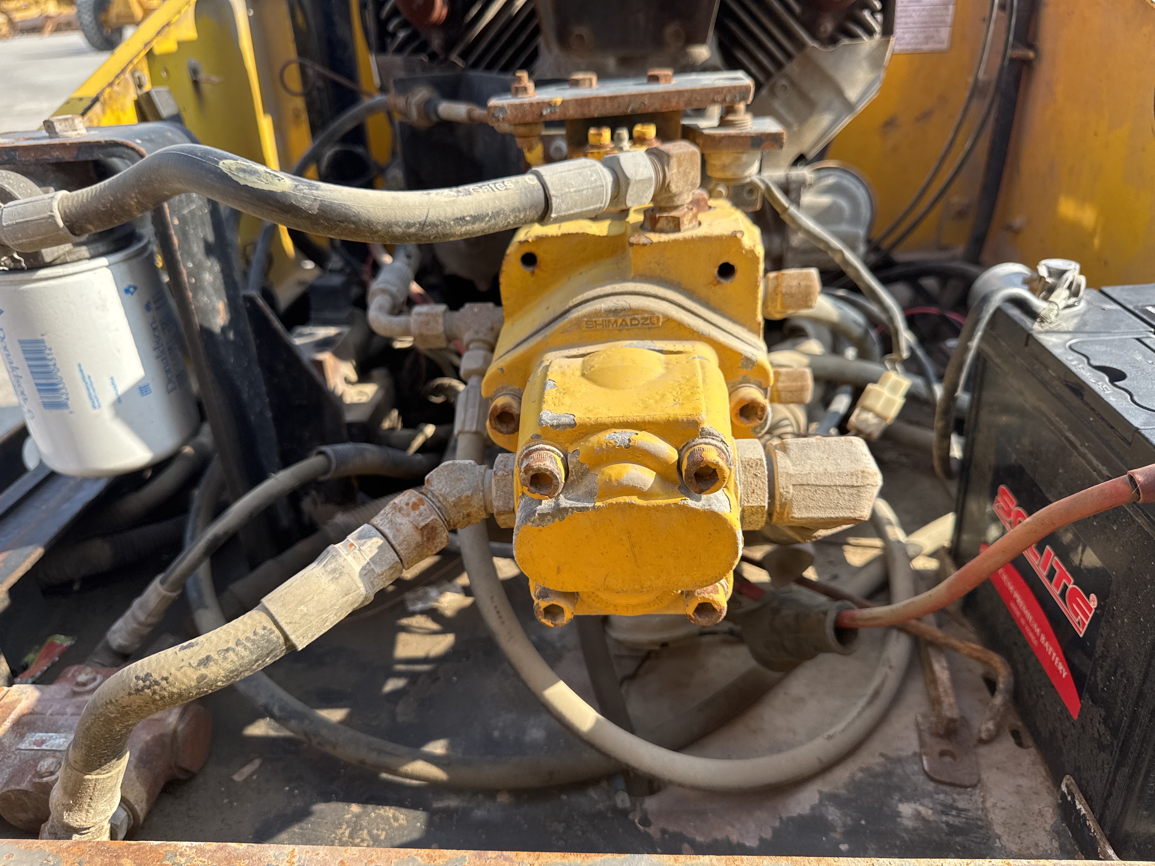SRC-005-Sakai-CR270-Tandem-rollers-inspection-Hydraulics-Hydraulic-pump-2