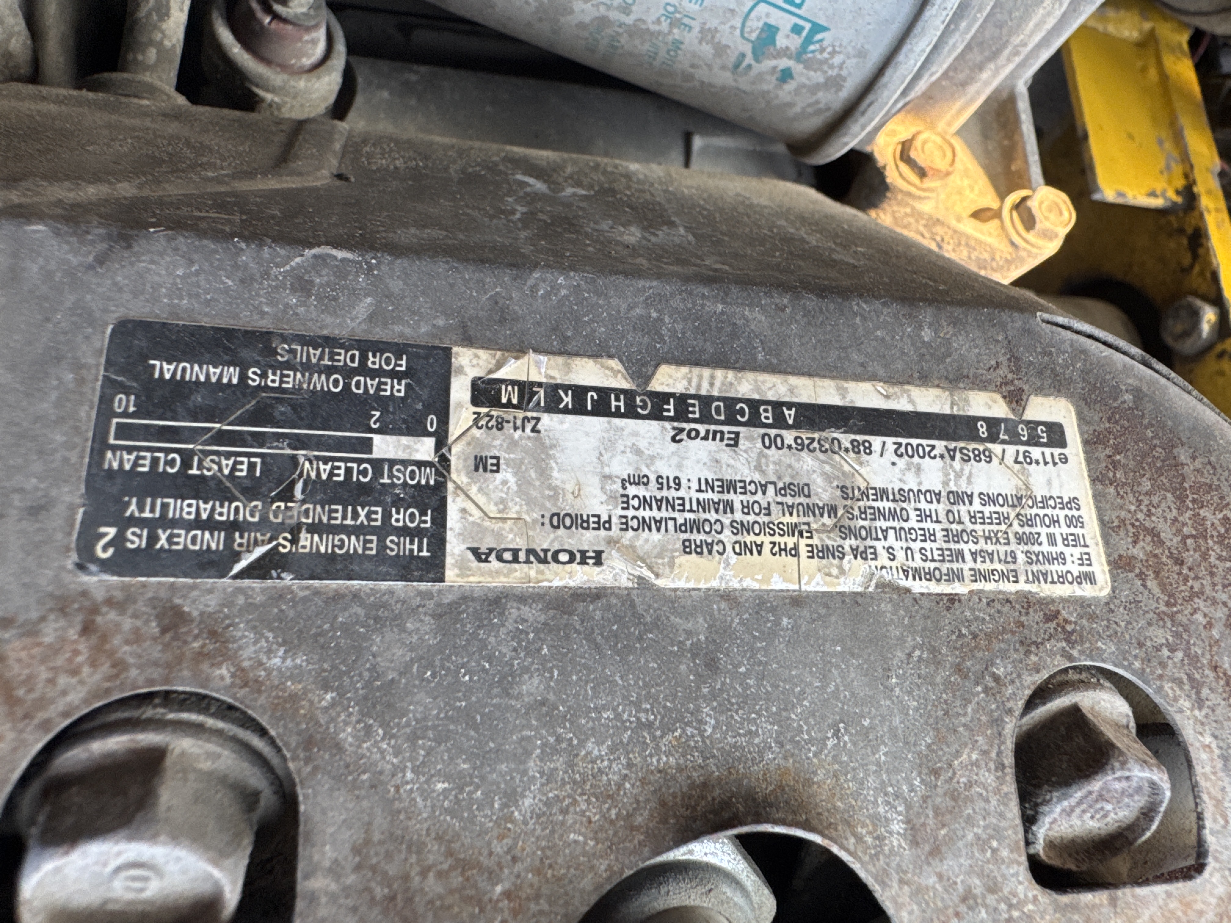 SRC-006-Sakai-CR270-Tandem-rollers-inspection-General-Emissions-label-1