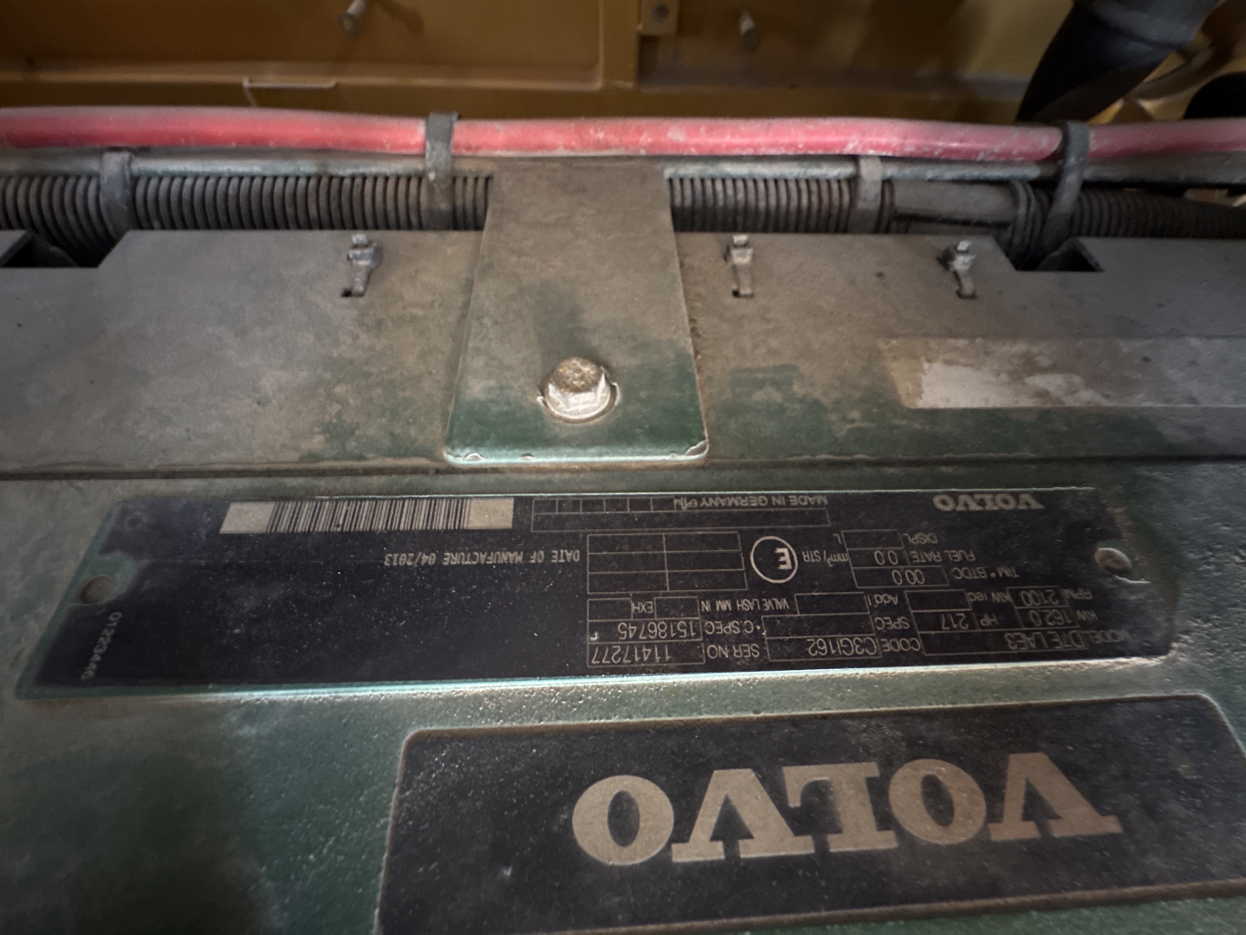 WHL-004-Volvo-L120F-Wheel-loaders-inspection-General-Emissions-label-2
