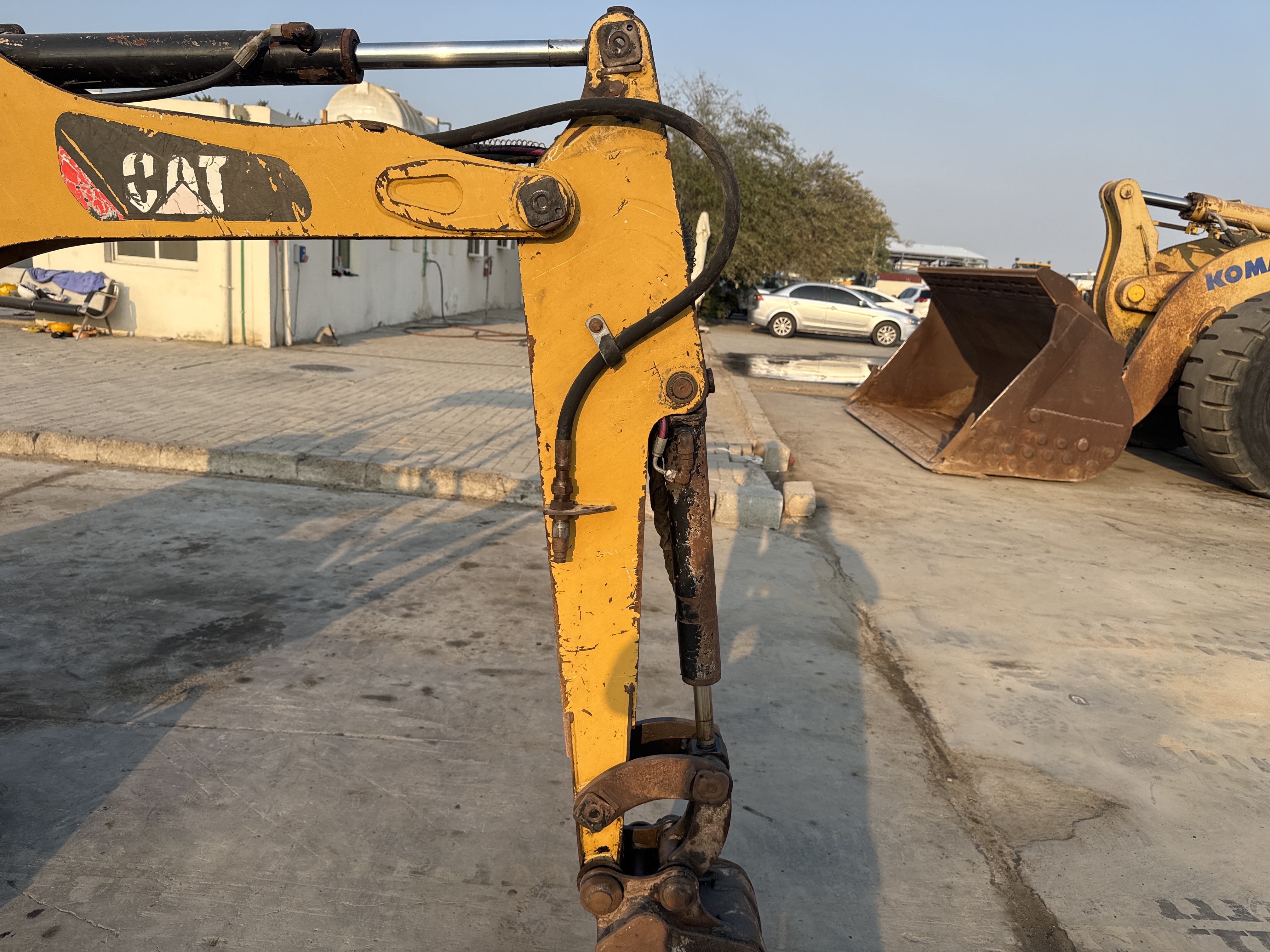 MNX-007-Cat-301.6C-Mini-excavators-inspection-Chassis-Stick-2