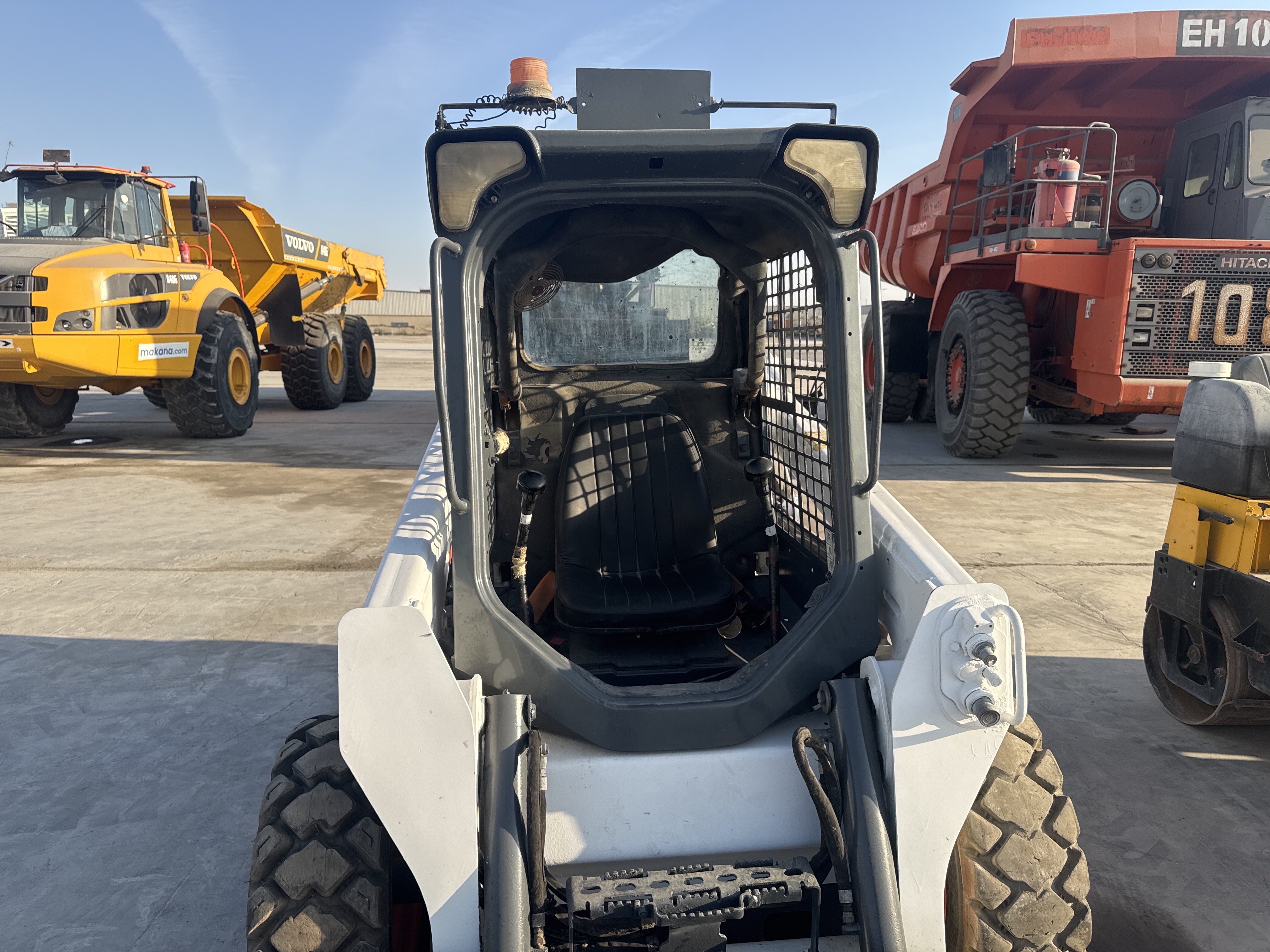 SSL-016-Bobcat-S510-Skid-steer-loaders-inspection-Structure-Paint-2