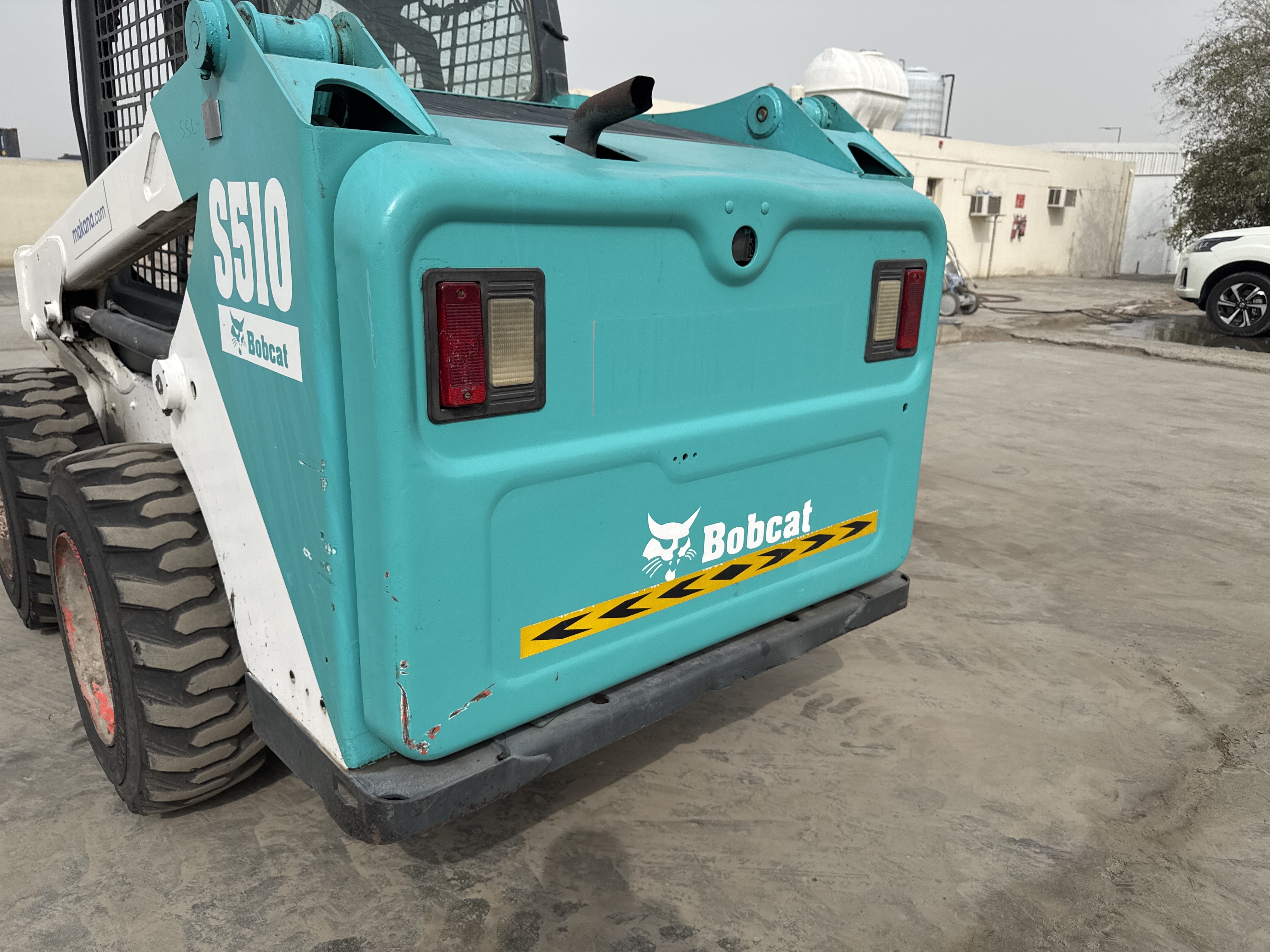 SSL-015-Bobcat-S510-Skid-steer-loaders-inspection-Structure-Paint-2