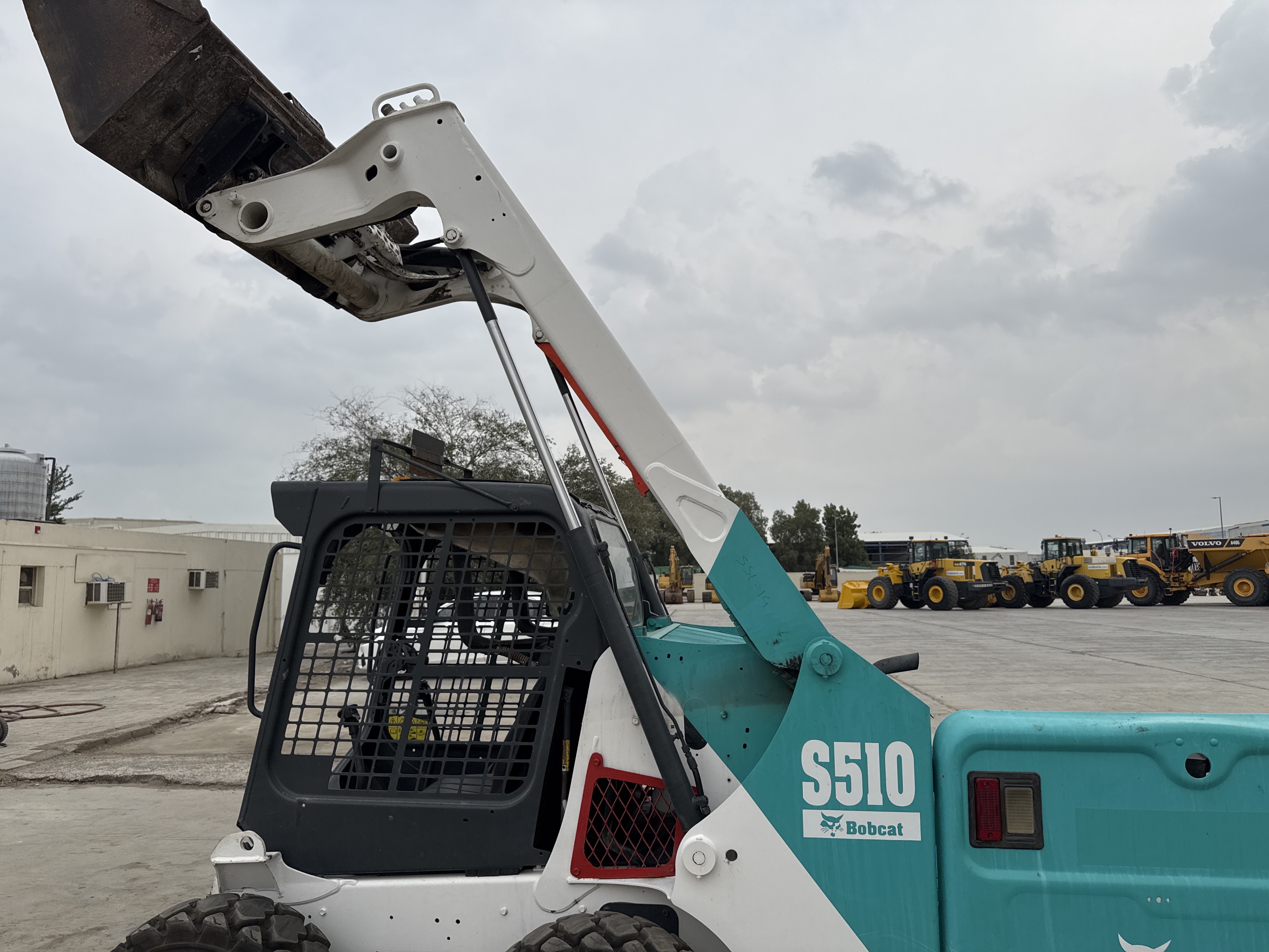 SSL-014-بوبكات-S510-لوادر-انزلاقية-بعجلات-فحص-الهيدروليك-ذراع-الرفع-2