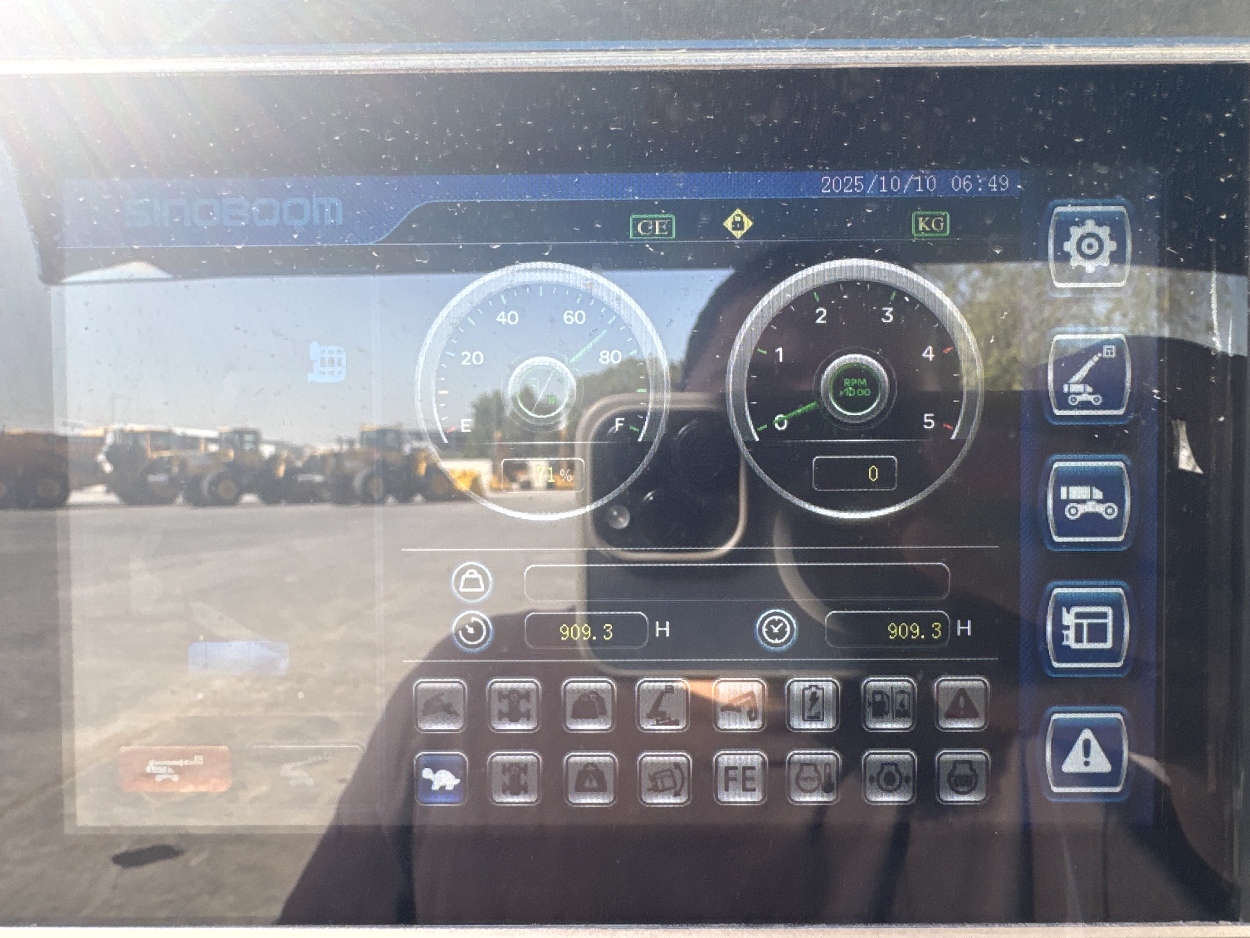 BLA-002-Sinoboom-AB15J-Boom-lifts-inspection-Cabin-Instrument-cluster-2