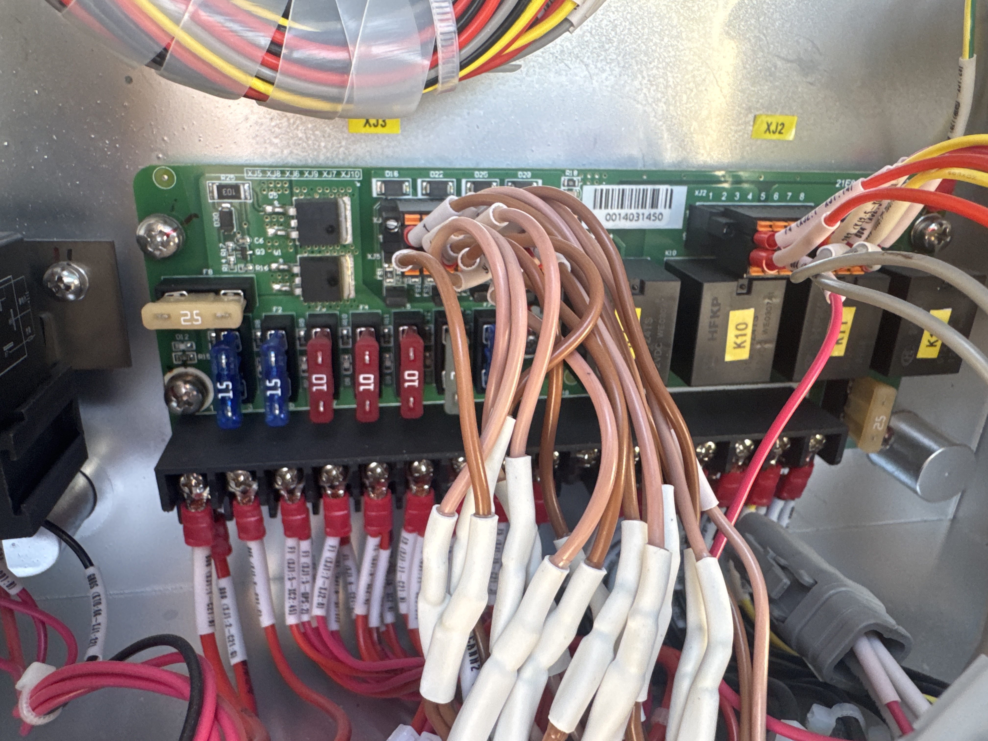 BLA-002-Sinoboom-AB15J-Boom-lifts-inspection-Electronic-Fuse-box-2