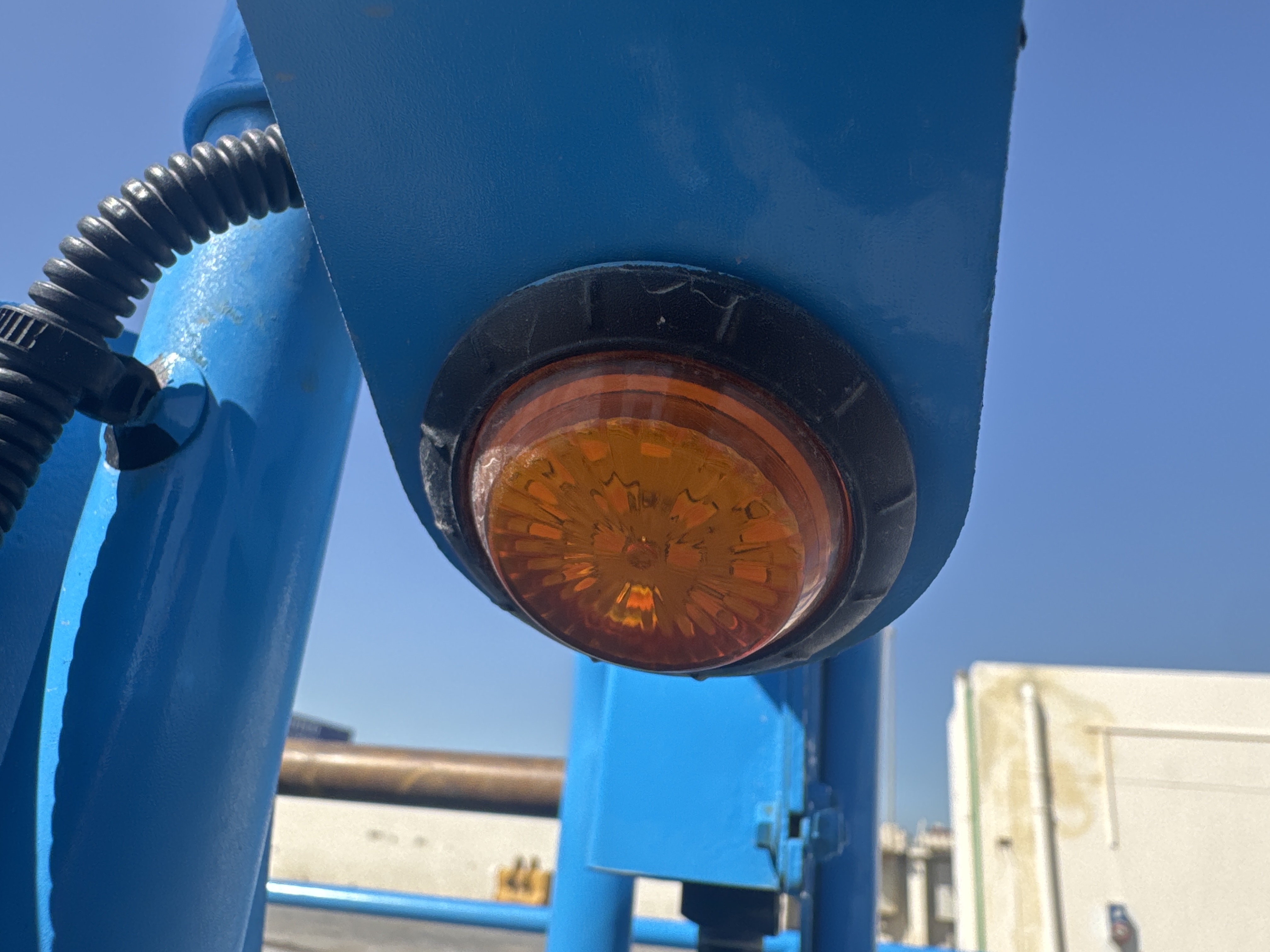 BLA-002-Sinoboom-AB15J-Boom-lifts-inspection-Electronic-Lights-and-signals-2