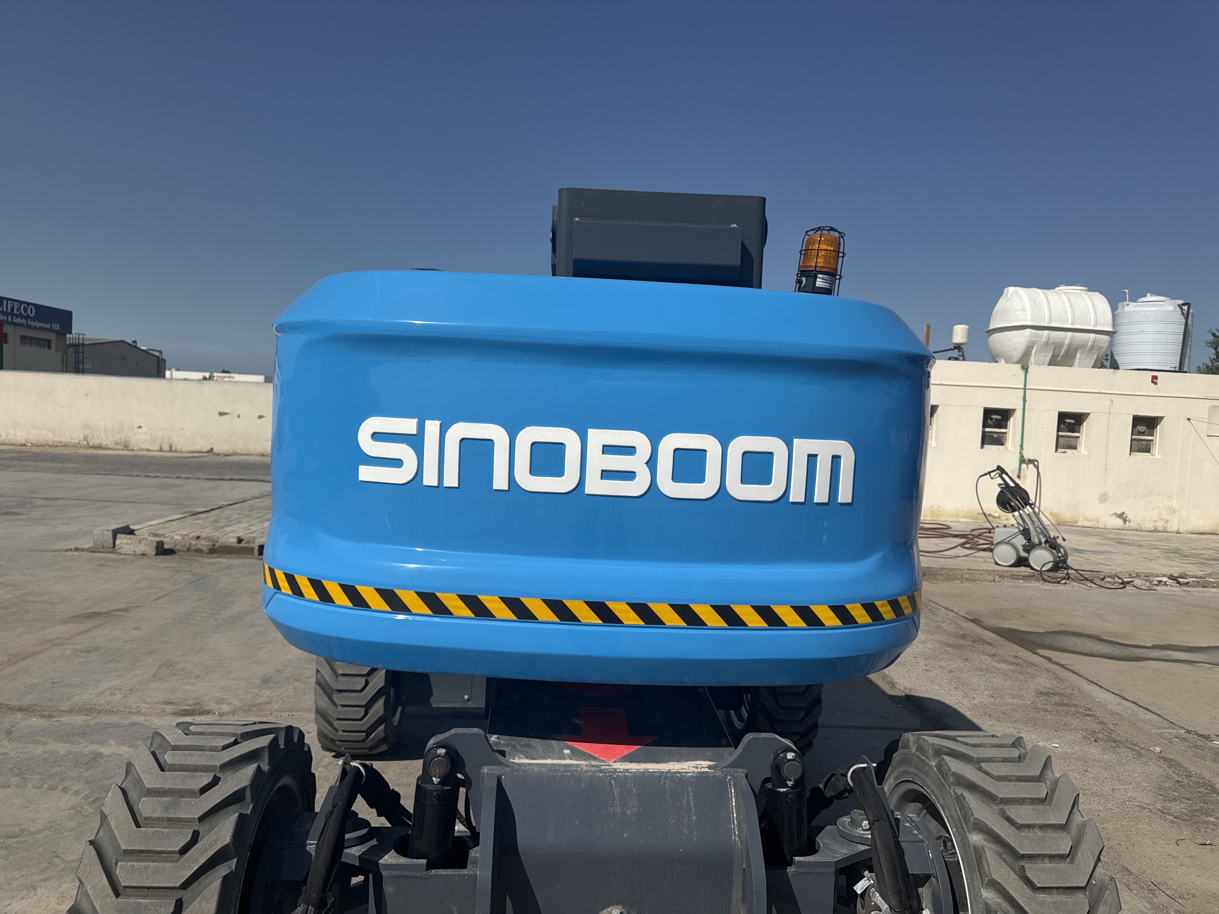 BLA-002-Sinoboom-AB15J-Boom-lifts-inspection-Structure-Paint-2