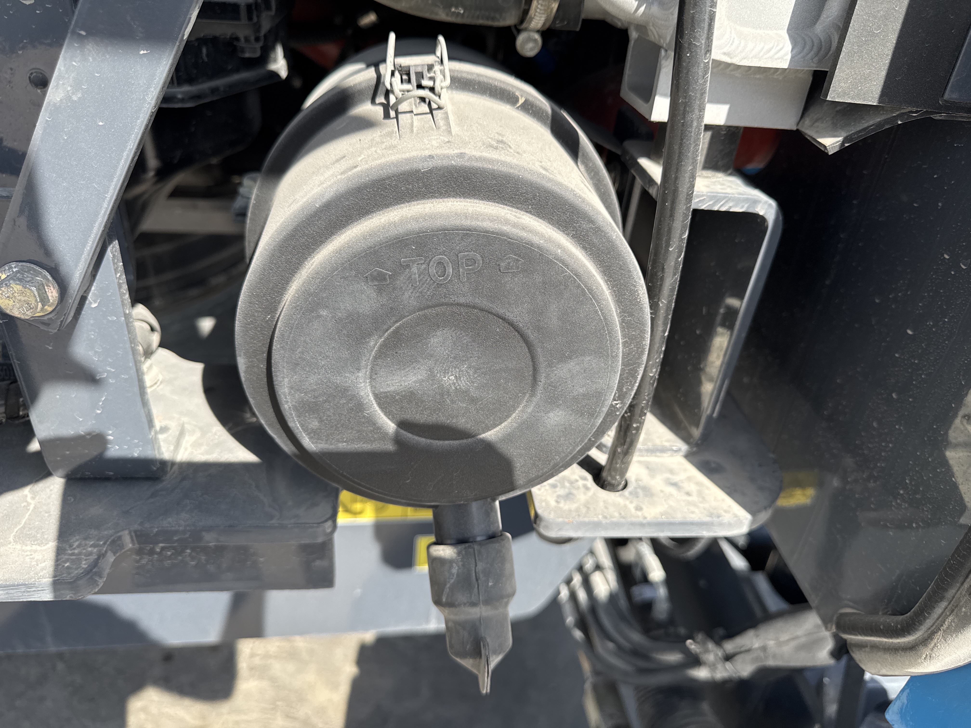 BLA-002-Sinoboom-AB15J-Boom-lifts-inspection-Engine-Air-intake-system-2