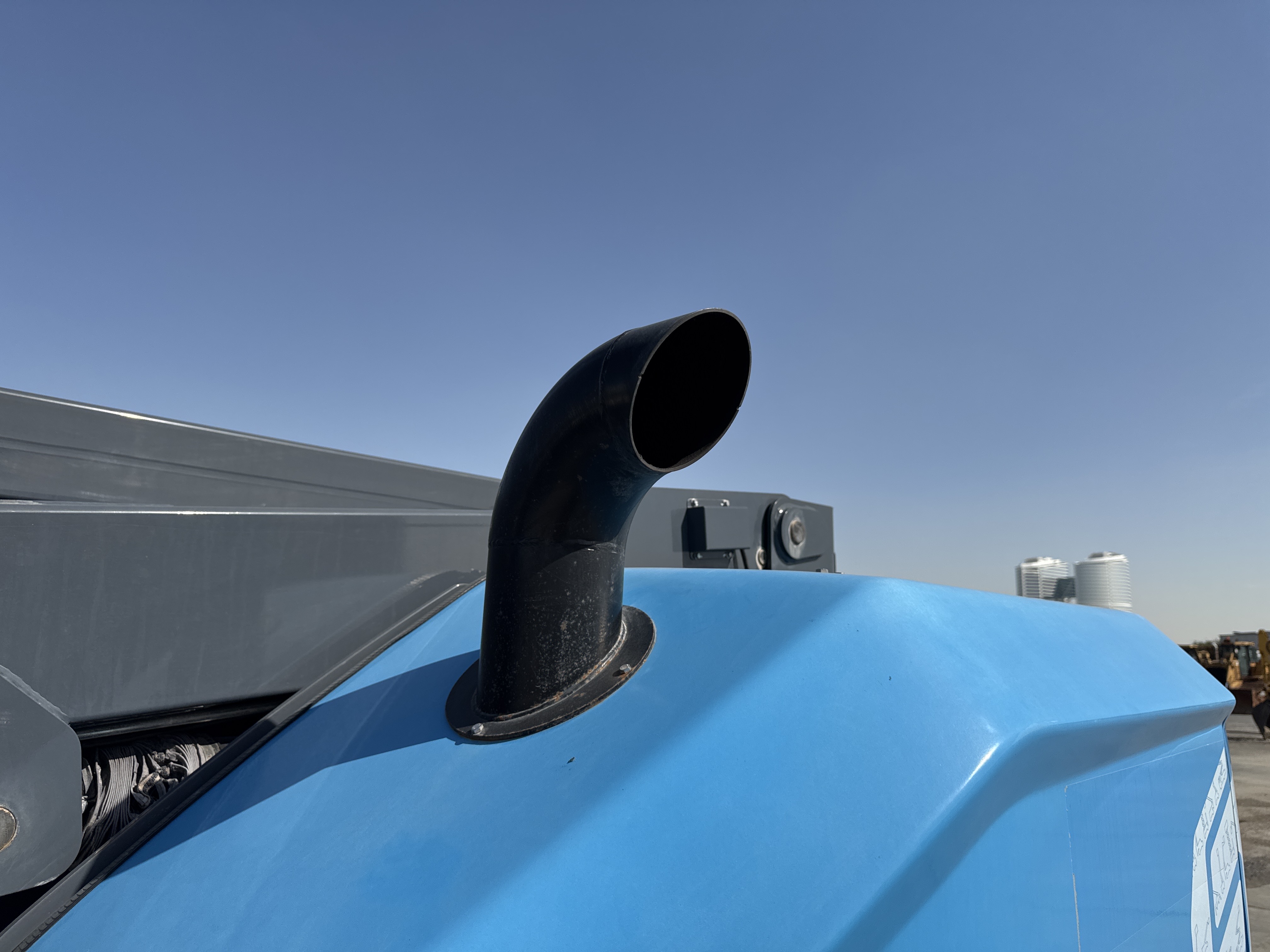 BLA-002-Sinoboom-AB15J-Boom-lifts-inspection-Engine-Exhaust-system-2
