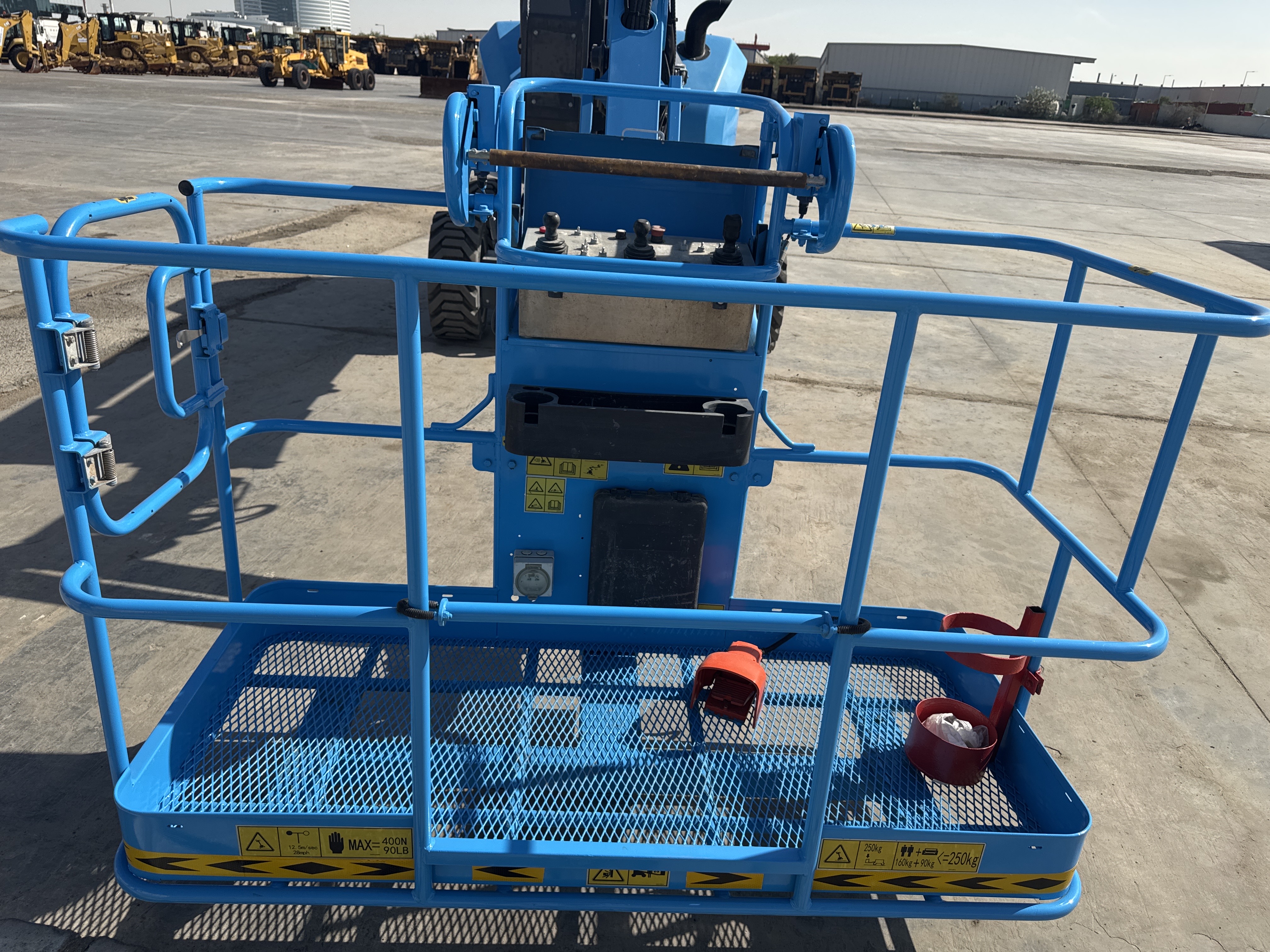 BLA-002-Sinoboom-AB15J-Boom-lifts-inspection-Safety-Guard-rail-2