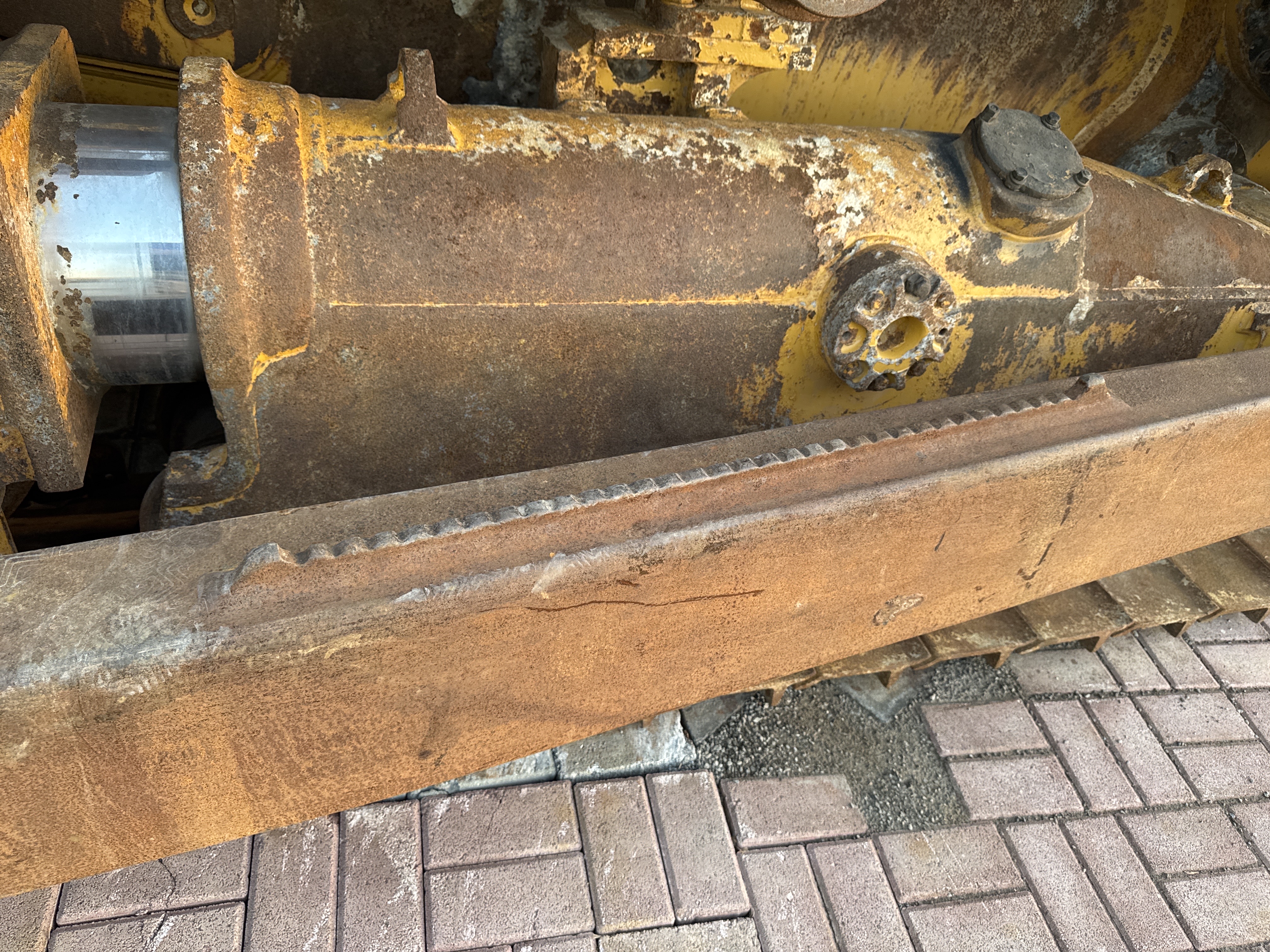 CDB-004-Cat-D6R-2-XL-Crawler-dozers-inspection-Structure-Steps/ladders-2