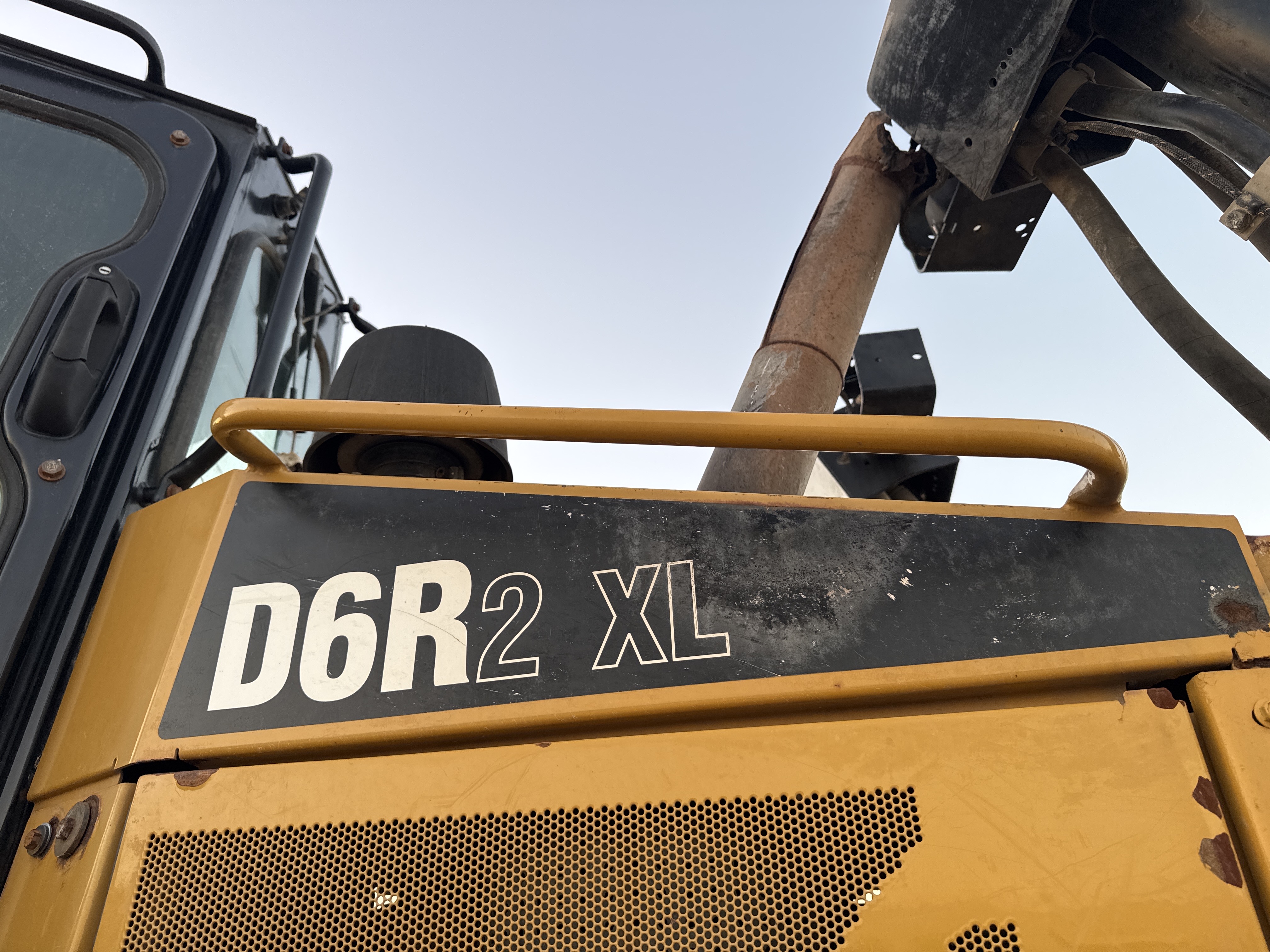 CDB-004-Cat-D6R-2-XL-Crawler-dozers-inspection-Structure-Handrails-2
