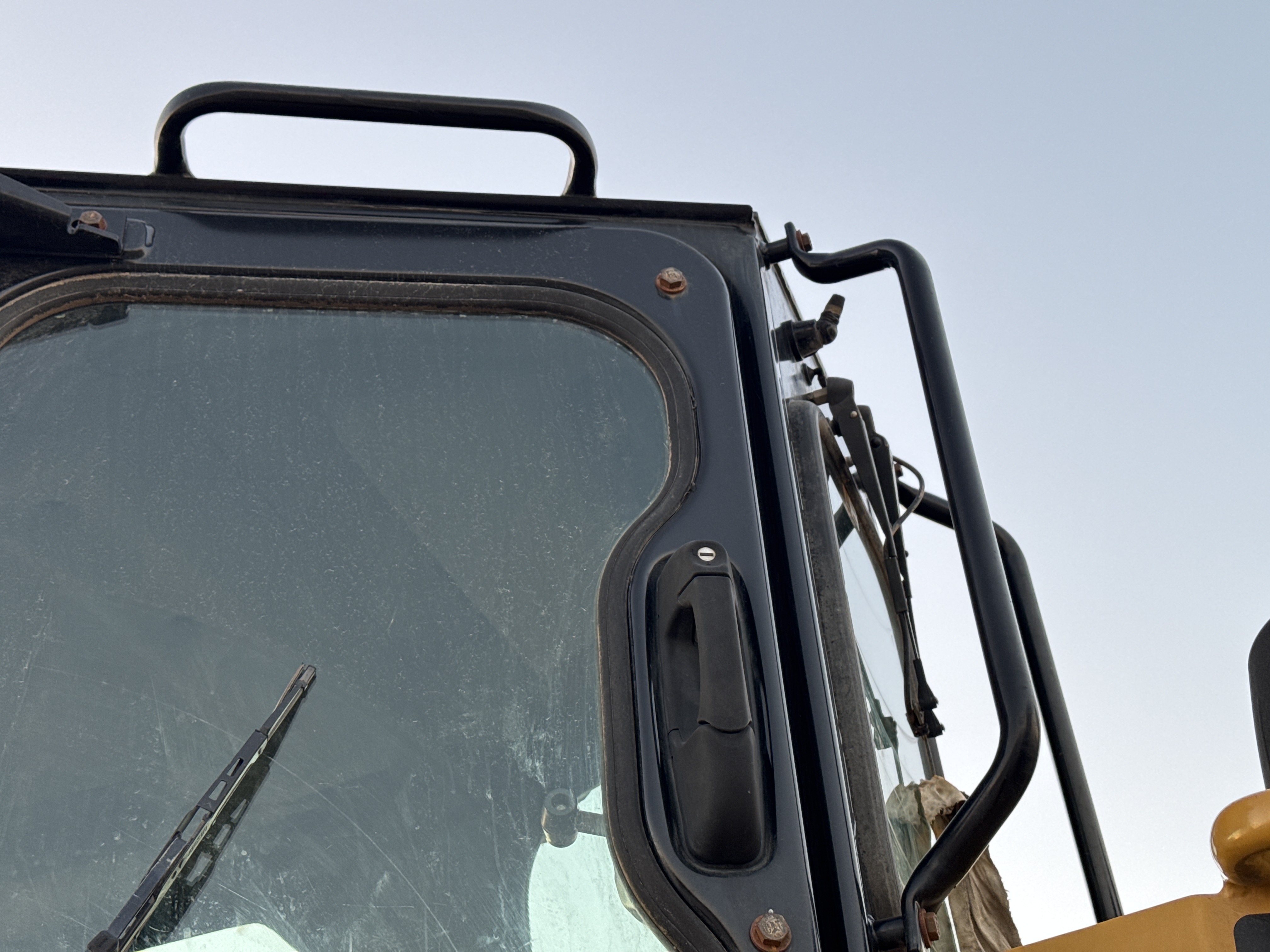 CDB-004-Cat-D6R-2-XL-Crawler-dozers-inspection-Structure-Handrails-2