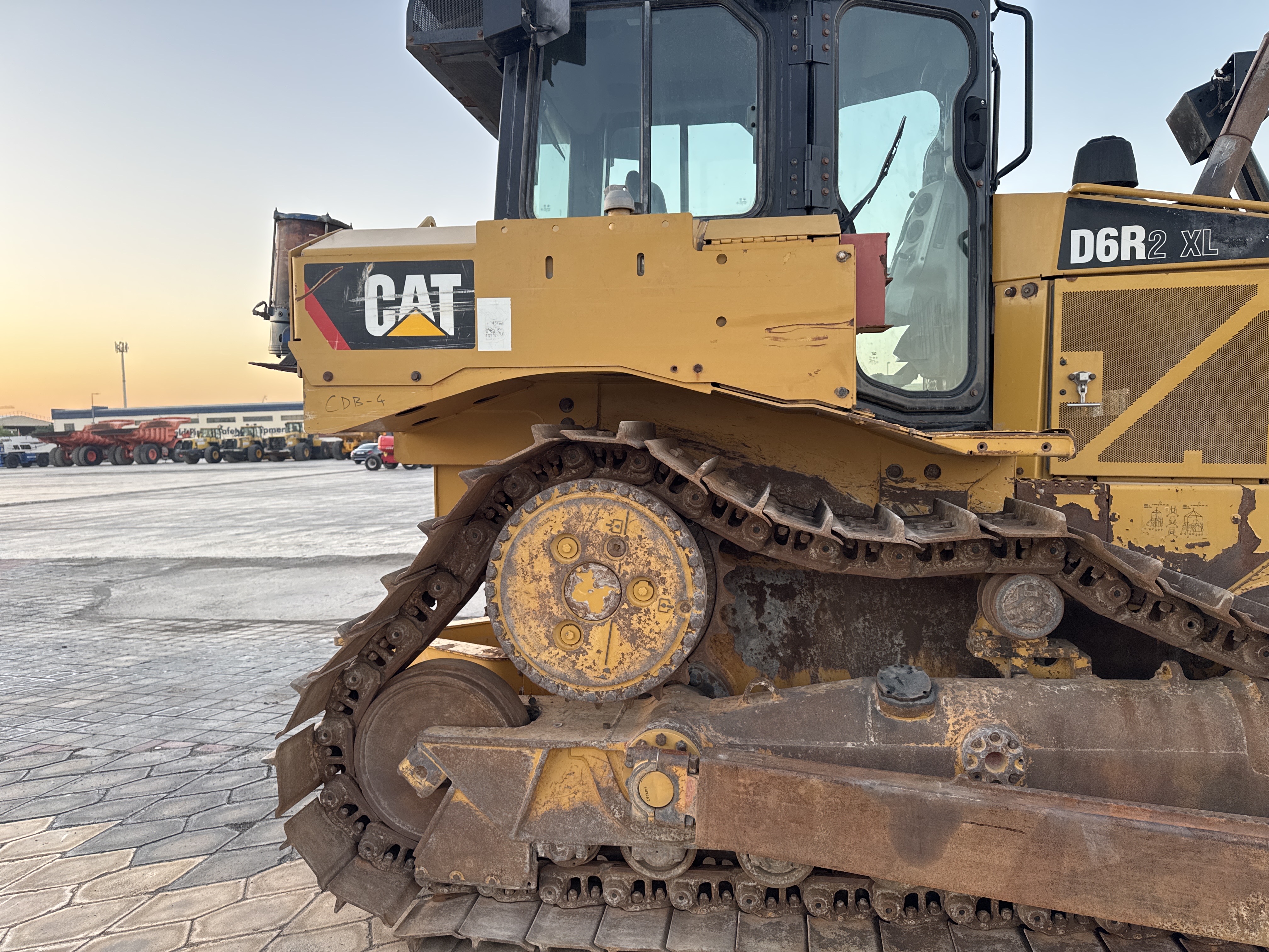 CDB-004-Cat-D6R-2-XL-Crawler-dozers-inspection-Structure-Paint-2