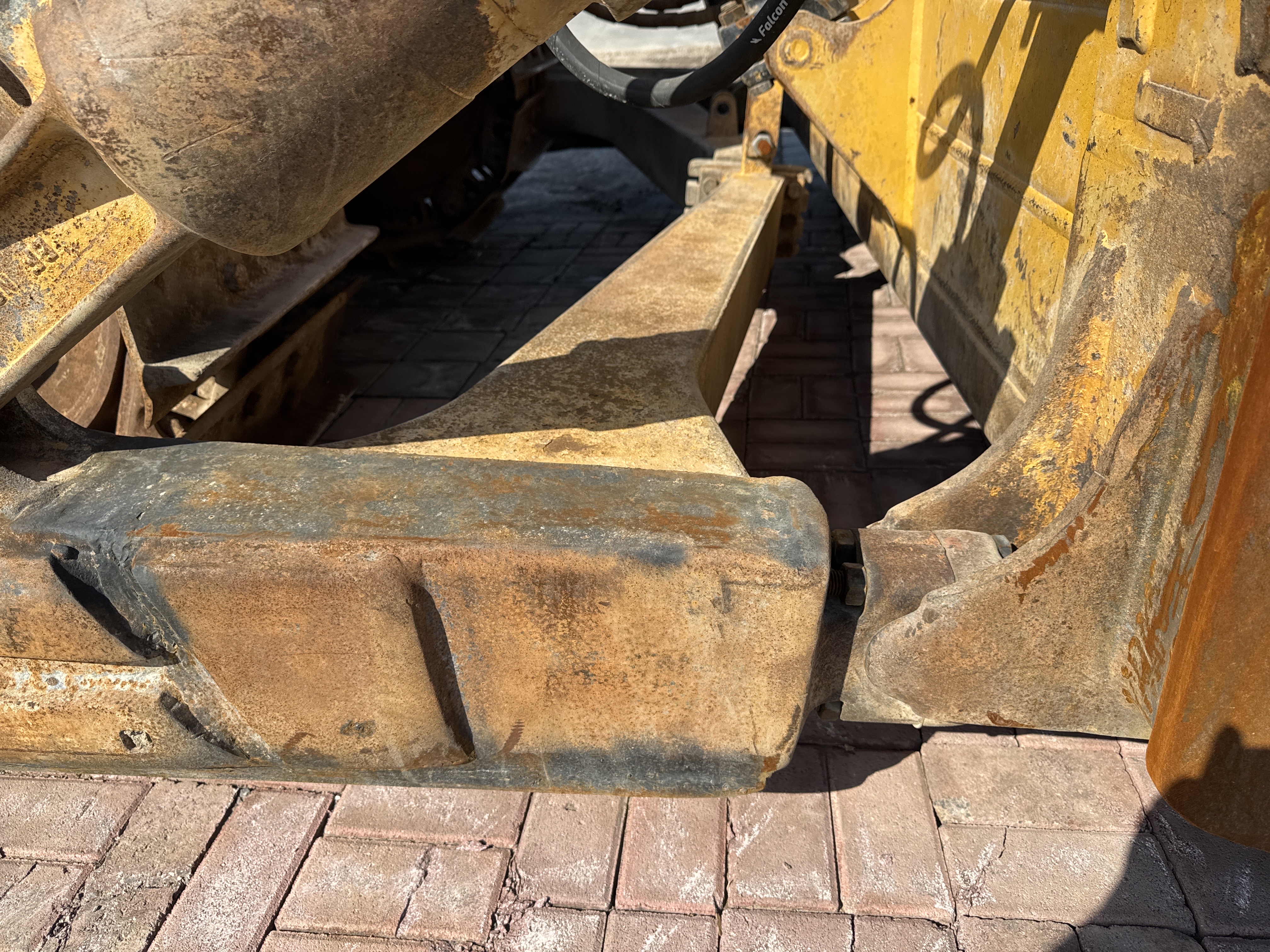 CDB-004-Cat-D6R-2-XL-Crawler-dozers-inspection-Attachment-Dozer-C---frame-2