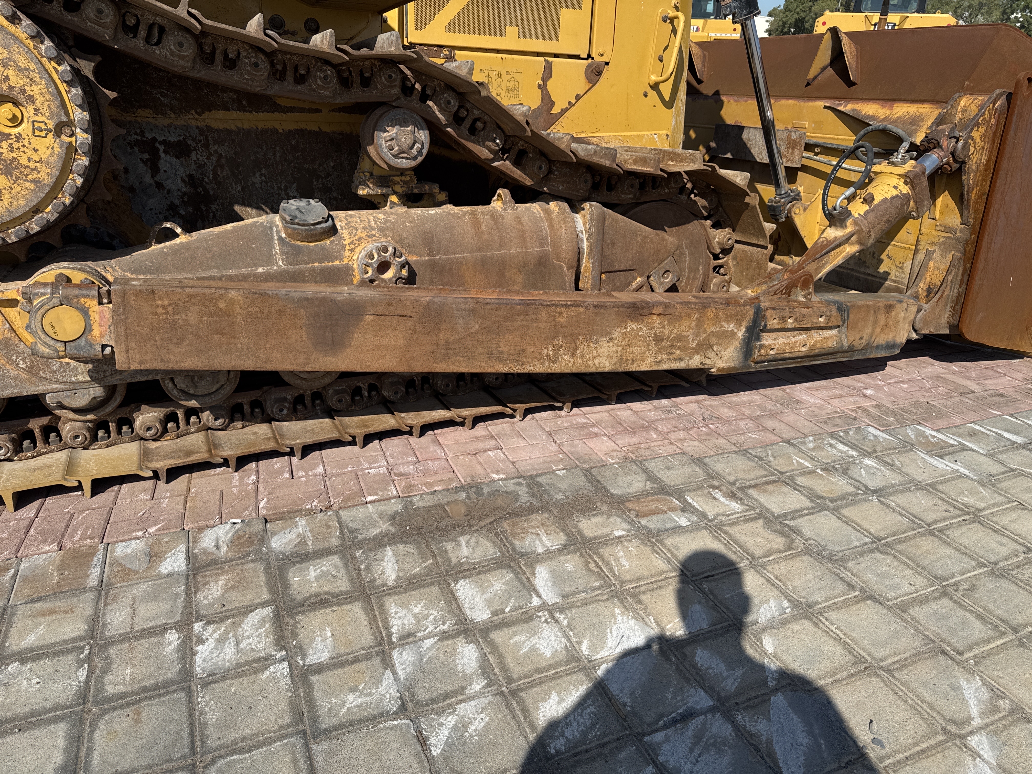 CDB-004-Cat-D6R-2-XL-Crawler-dozers-inspection-Attachment-Push-arm-2